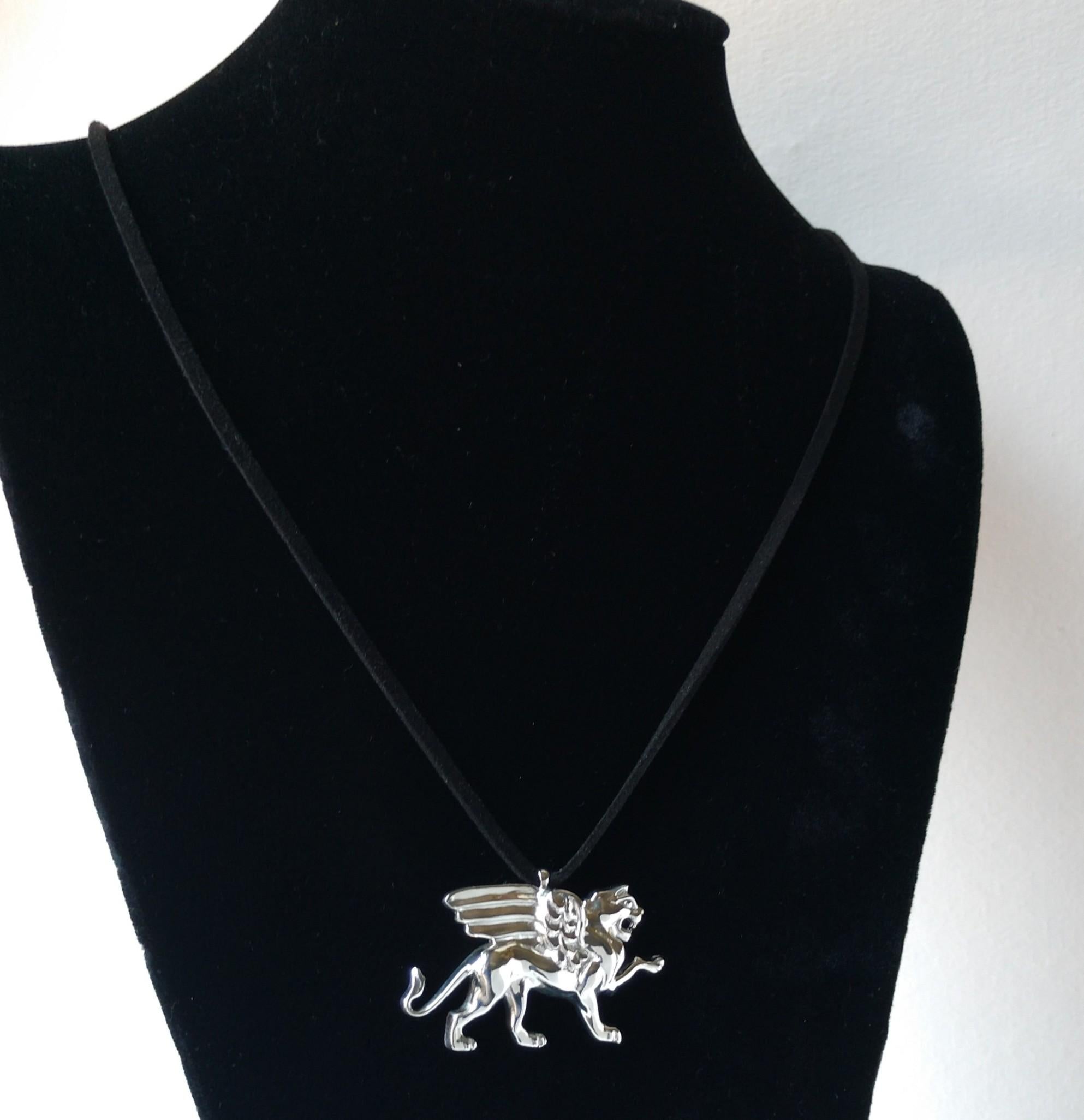 griffin necklace