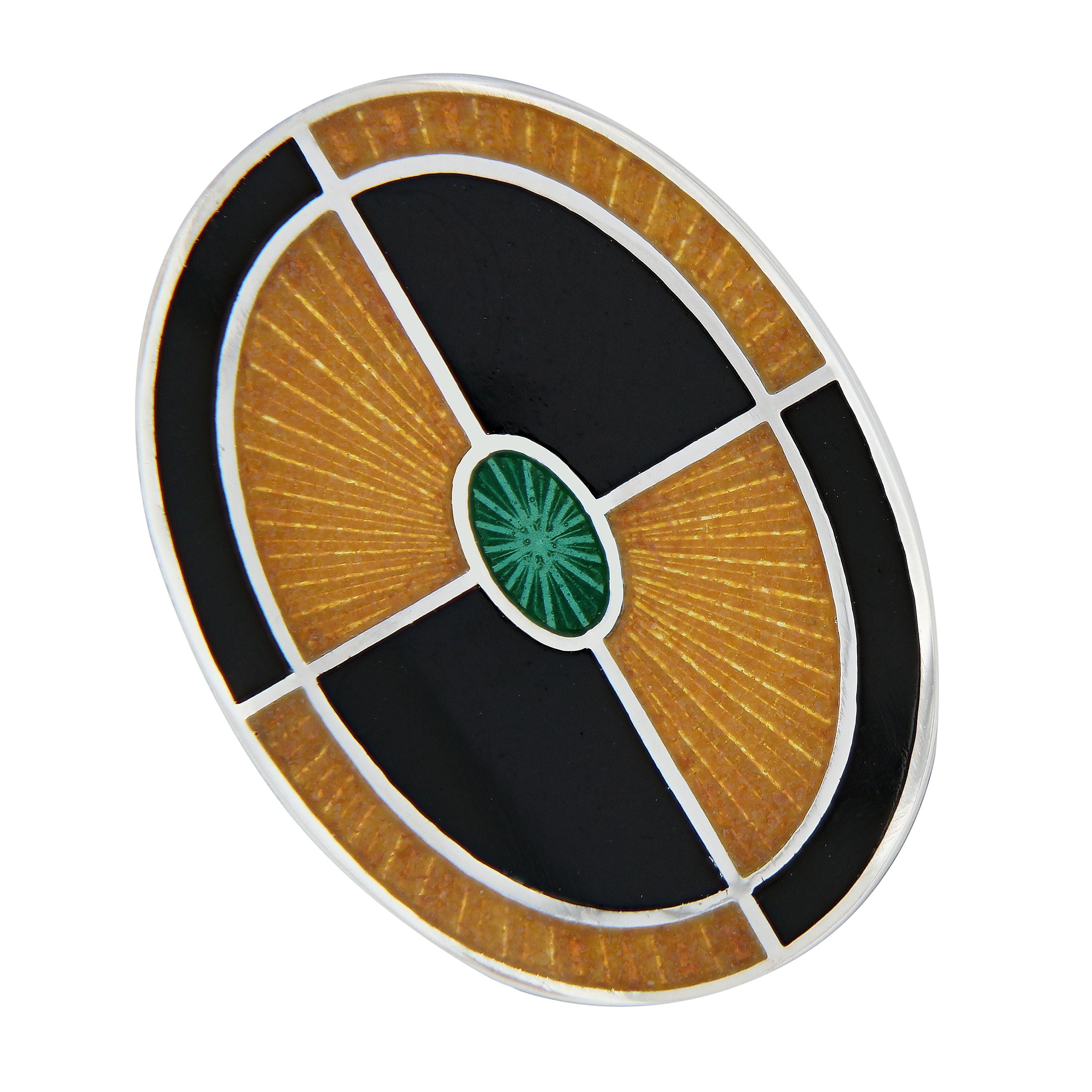 Schöne Manschettenknöpfe mit Guilloche-Emaille im zeitgenössischen Design. Handgefertigt in England für Campanelli & Pear. Wiegt 12,6 Gramm. Das Oval misst 14 mm x 19 mm.