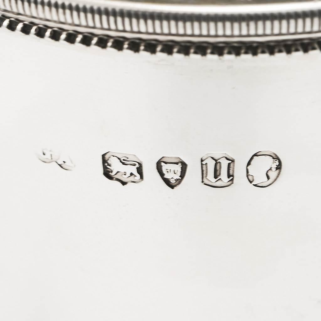 Pichet à demi-pinte en argent sterling Londres 1875 2
