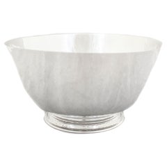 Cuenco martillado de plata de ley