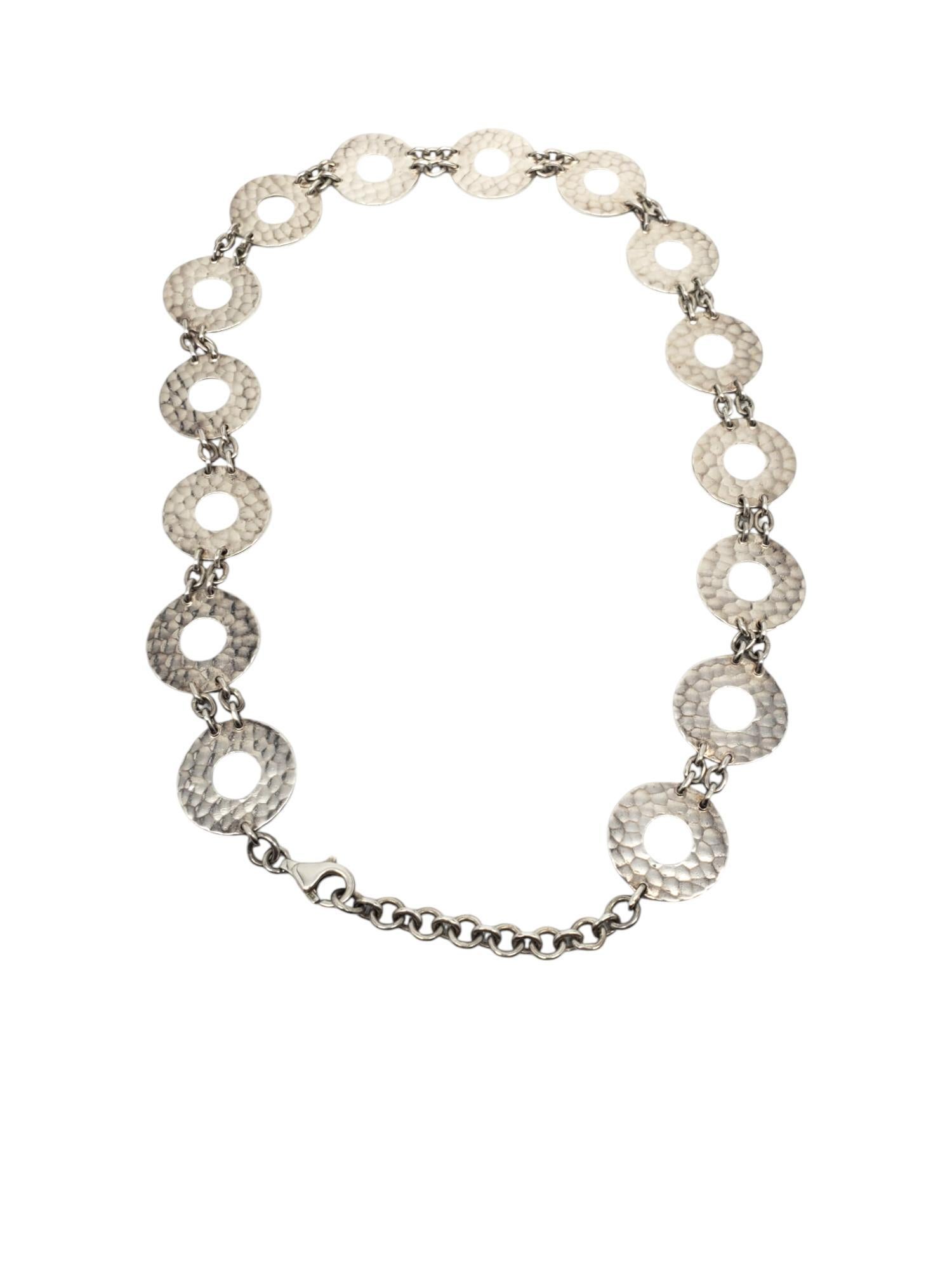Collier circulaire martelé en argent sterling n° 20784 Bon état - En vente à Washington Depot, CT