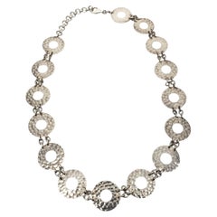 Collier circulaire martelé en argent sterling n° 20784