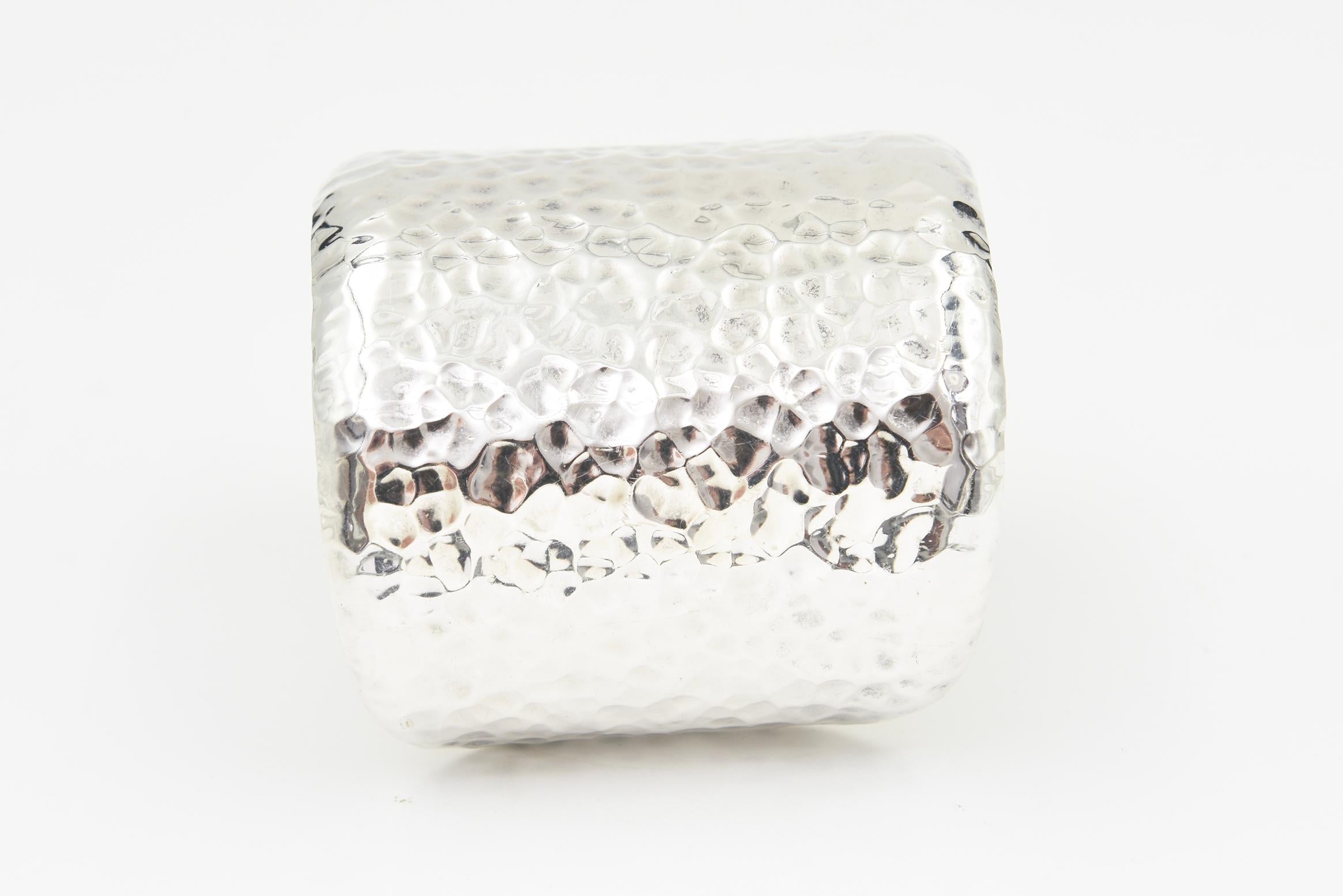 Sterling Silver Hammered Cuff Bracelet en venta 1