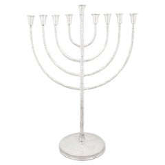 Menorah martellata in argento sterling