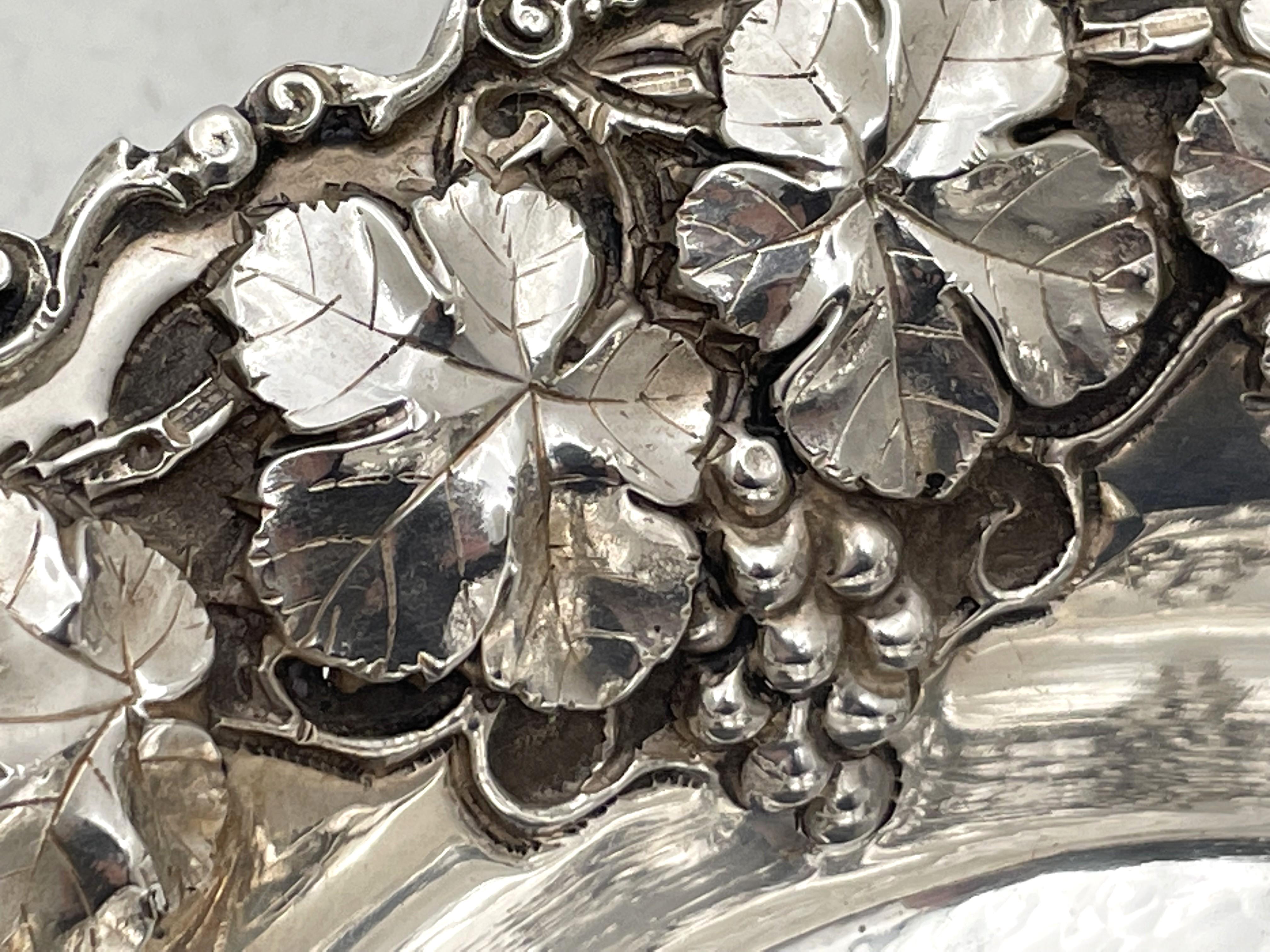 Sterling Silver Hammered Repousse Bowl with Leaves & Vine Motifs In Good Condition For Sale In New York, NY