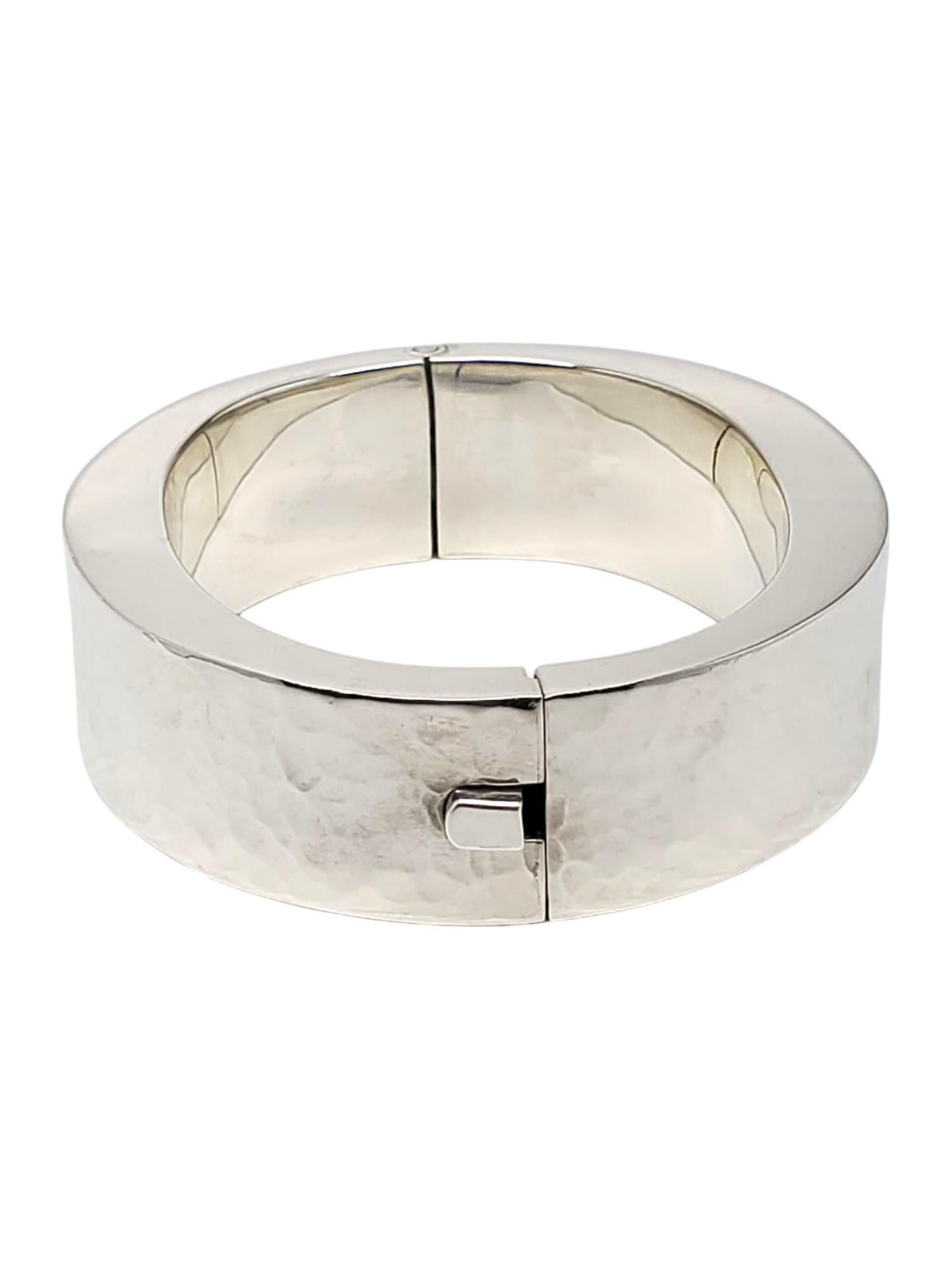 Bracciale ovale largo in argento 925 martellato #21220 in vendita 2