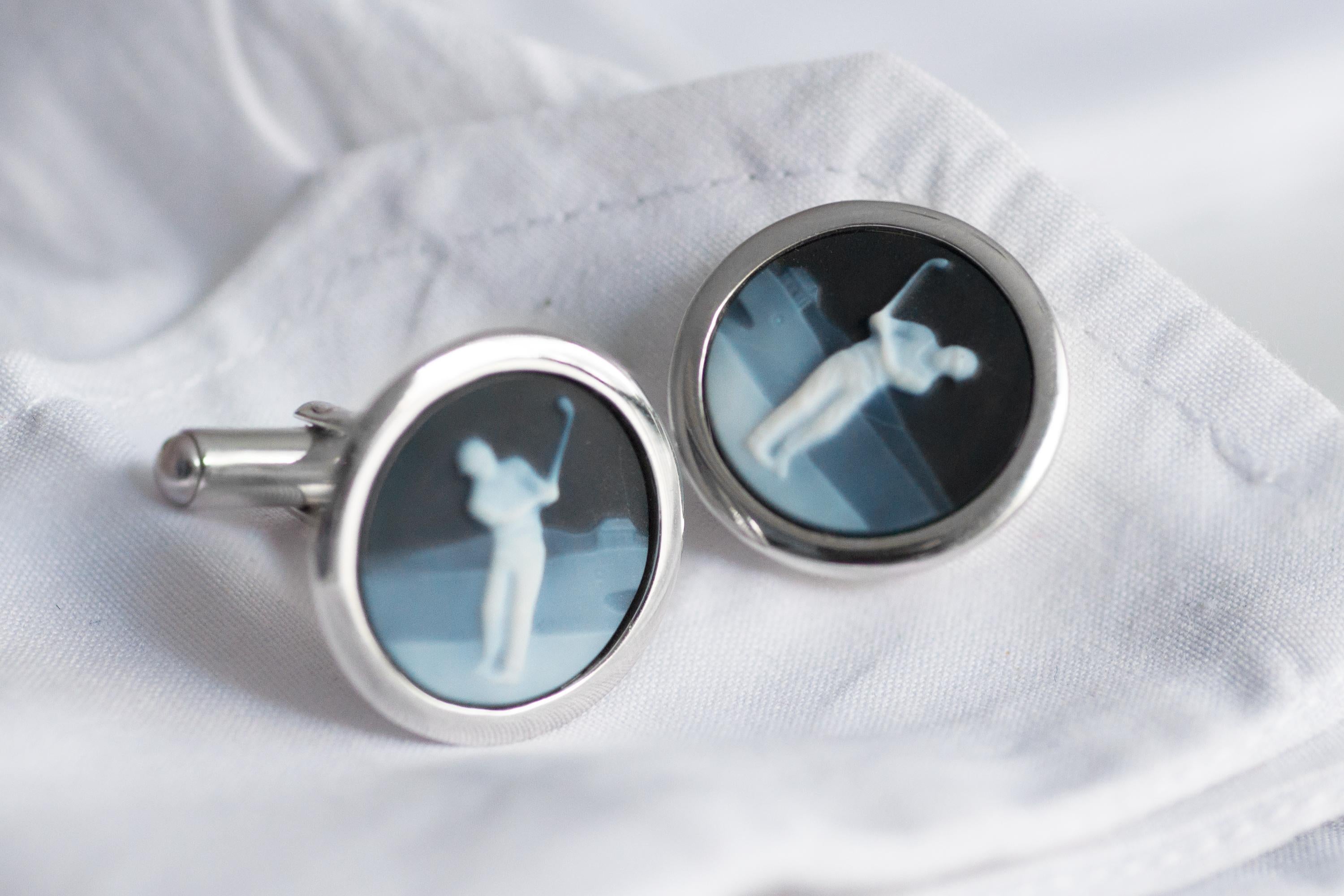 Sterling Silver Hand-Carved Chalcedony Agate Cameo Golf Cufflinks In New Condition For Sale In Jaipur, Rajasthan