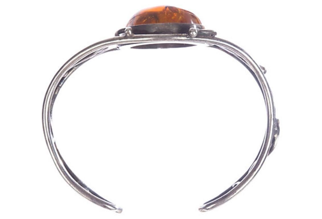 Contemporary Sterling Silver Handmade Baltic Amber Cabochon Bracelet For Sale