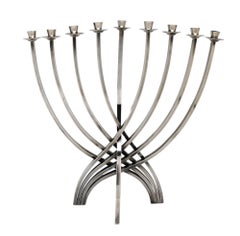 Menorah di Hanukkah in argento sterling di Ludwig Yehuda Wolpert, New York, circa 1970