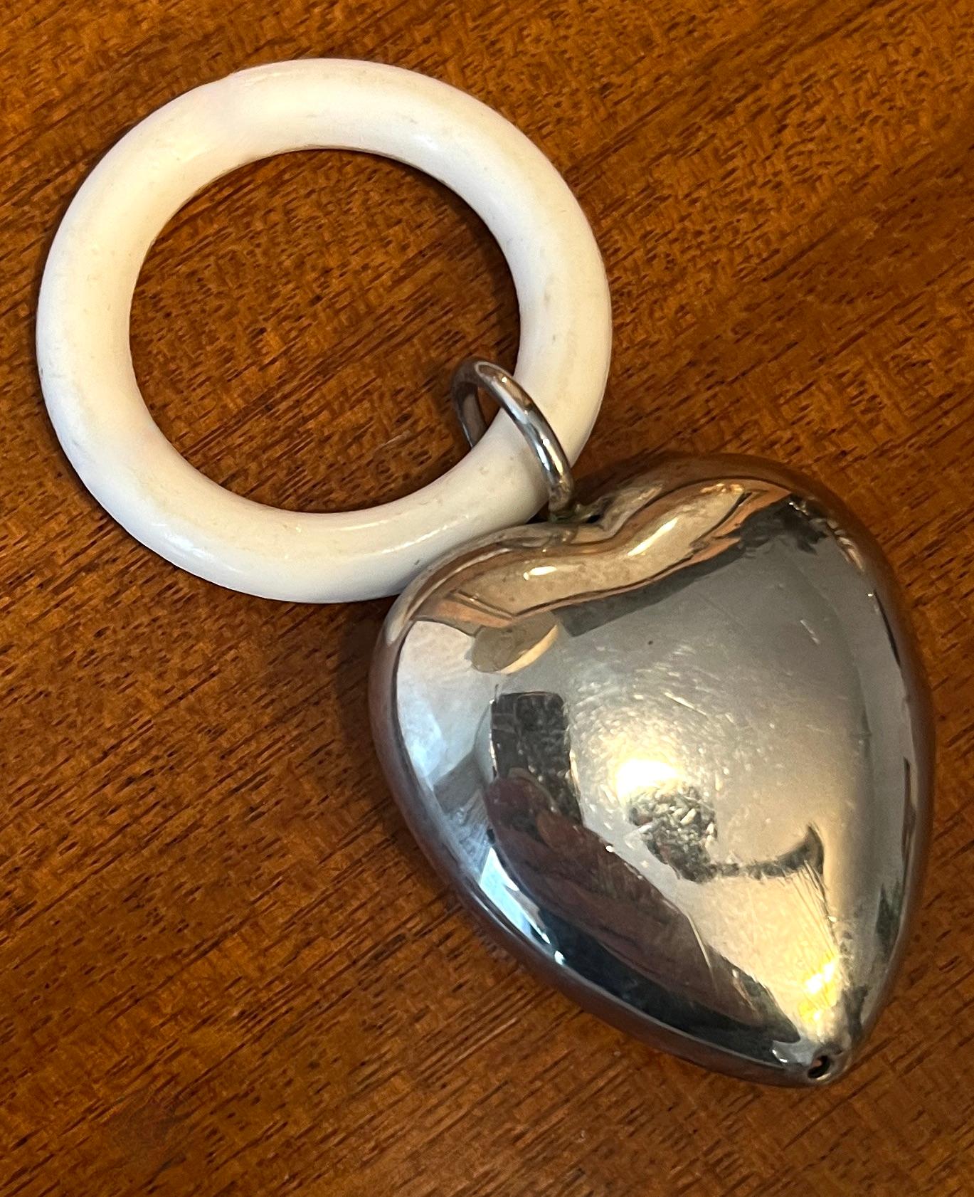 Sonajero Corazón de Plata de Ley Grabado SWEET BABY Hecho a mano en venta