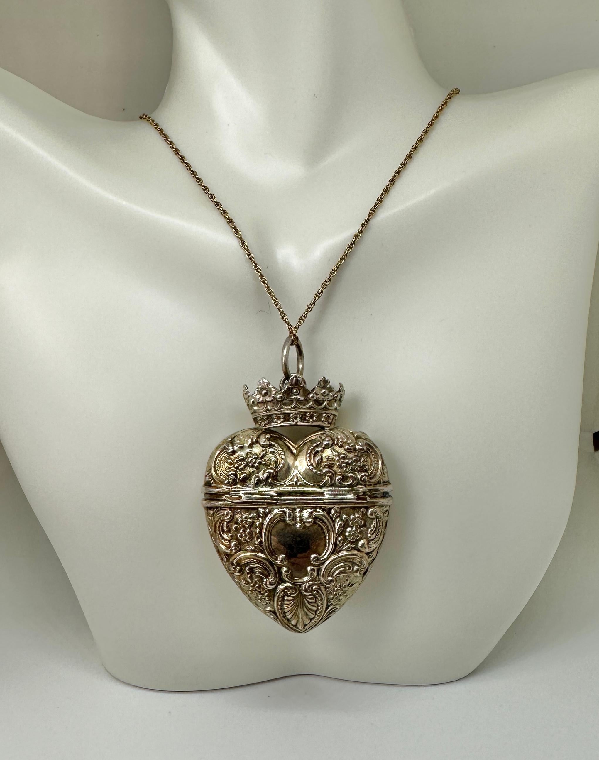 Victorian Sterling Silver Heart Locket Pendant Necklace Vinaigrette Foster & Bailey 