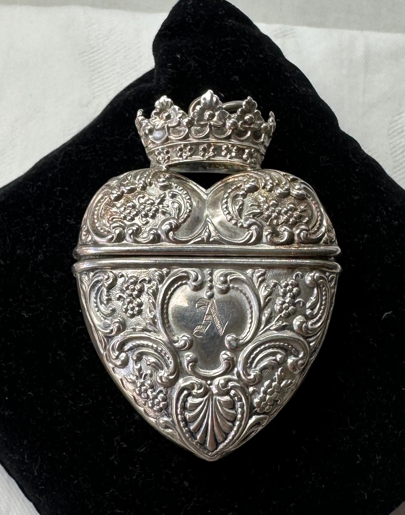 Old Mine Cut Sterling Silver Heart Locket Pendant Necklace Vinaigrette Foster & Bailey 