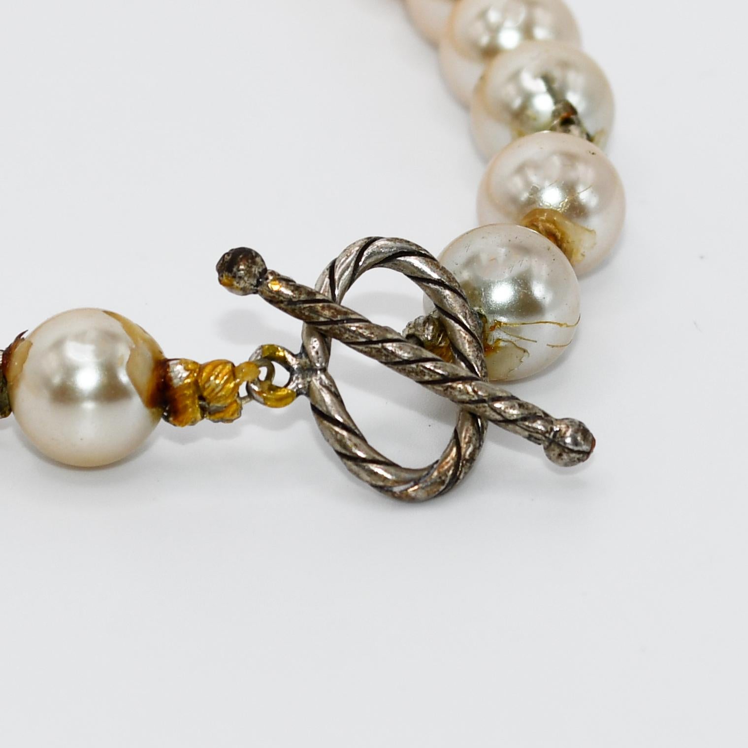 Pendentif en forme de cœur en argent sterling, collier en fausse perle, 158 g en vente 1