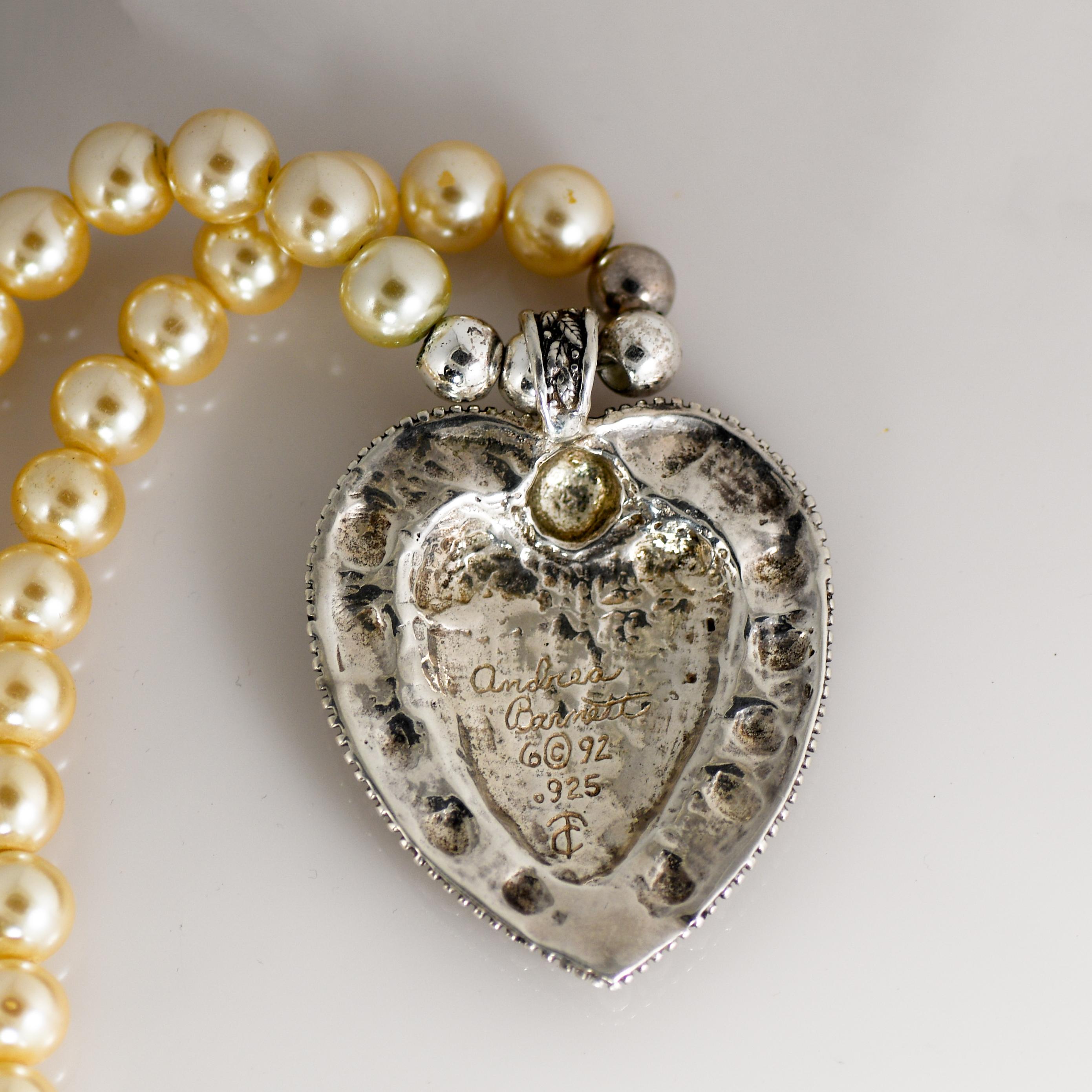 Pendentif en forme de cœur en argent sterling, collier en fausse perle, 158 g en vente 3