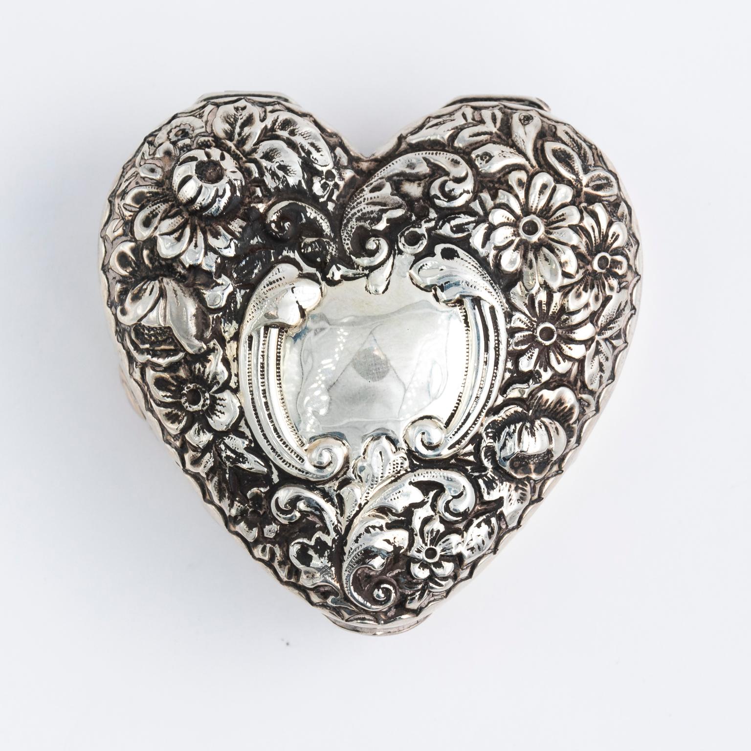 Sterling Silver Heart Shaped Box 6