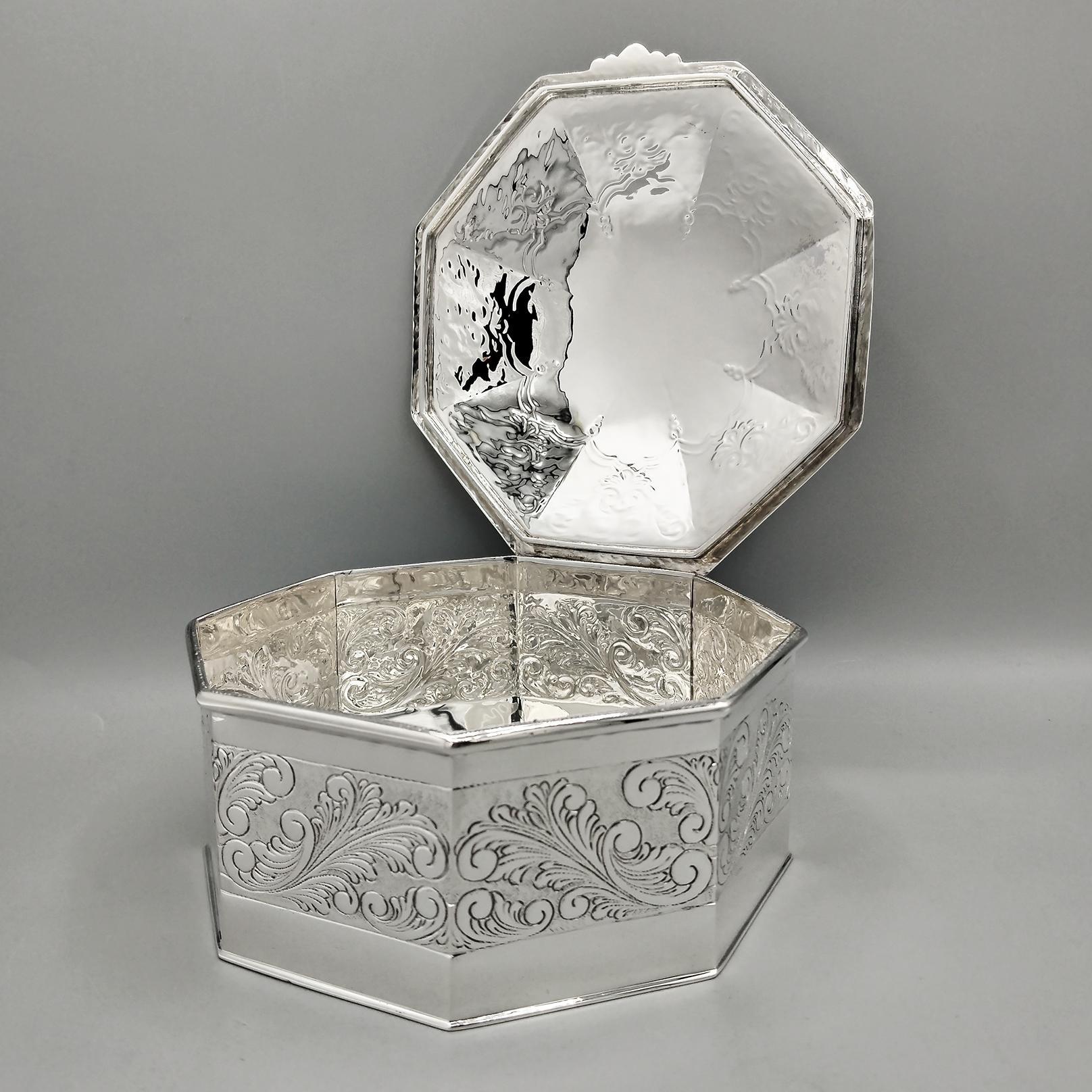 Caja octogonal con bisagra de plata de ley en Nuevo estado para la venta en VALENZA, IT