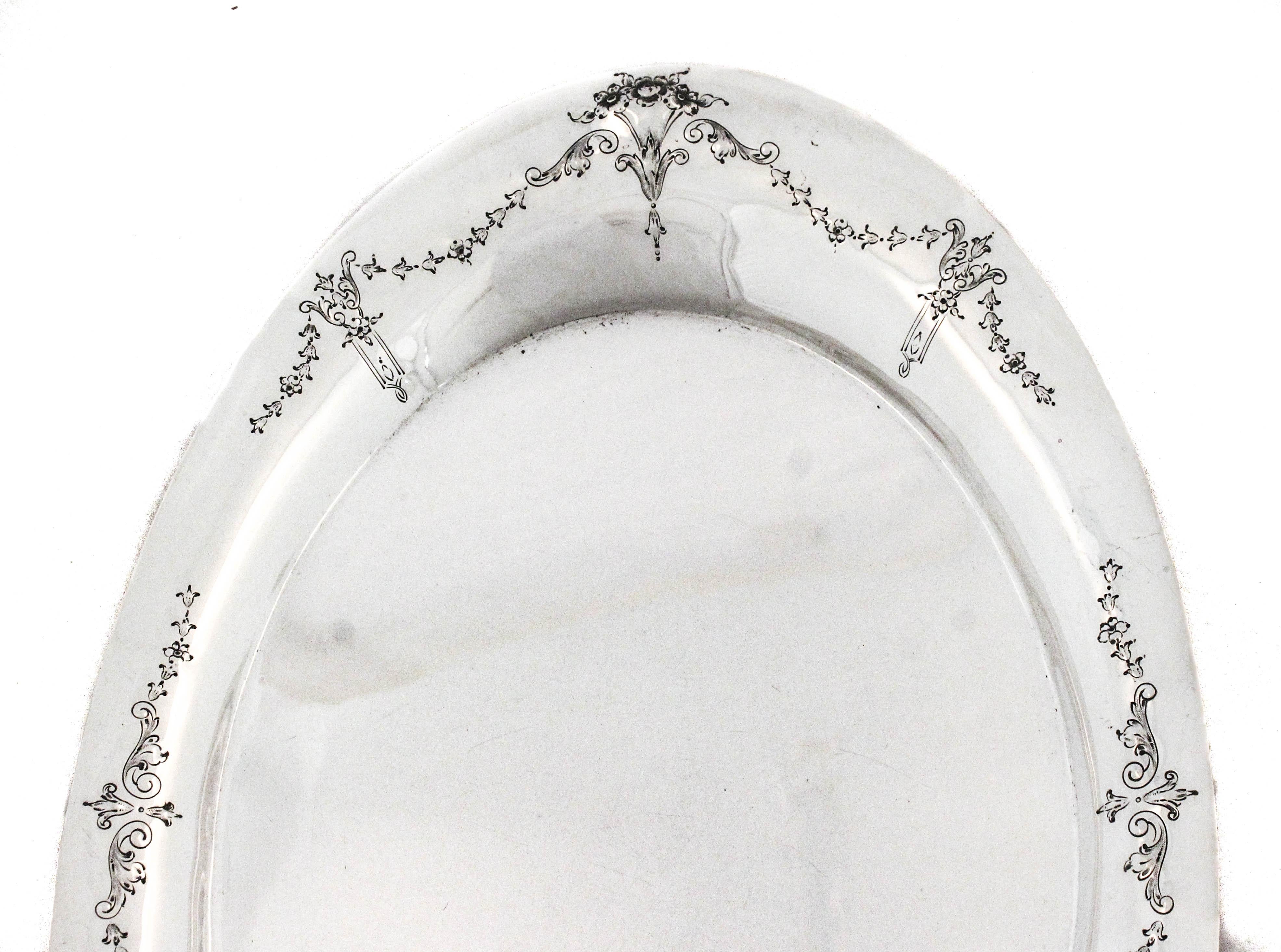 American Sterling Silver Hors d’oeuvre Platter For Sale