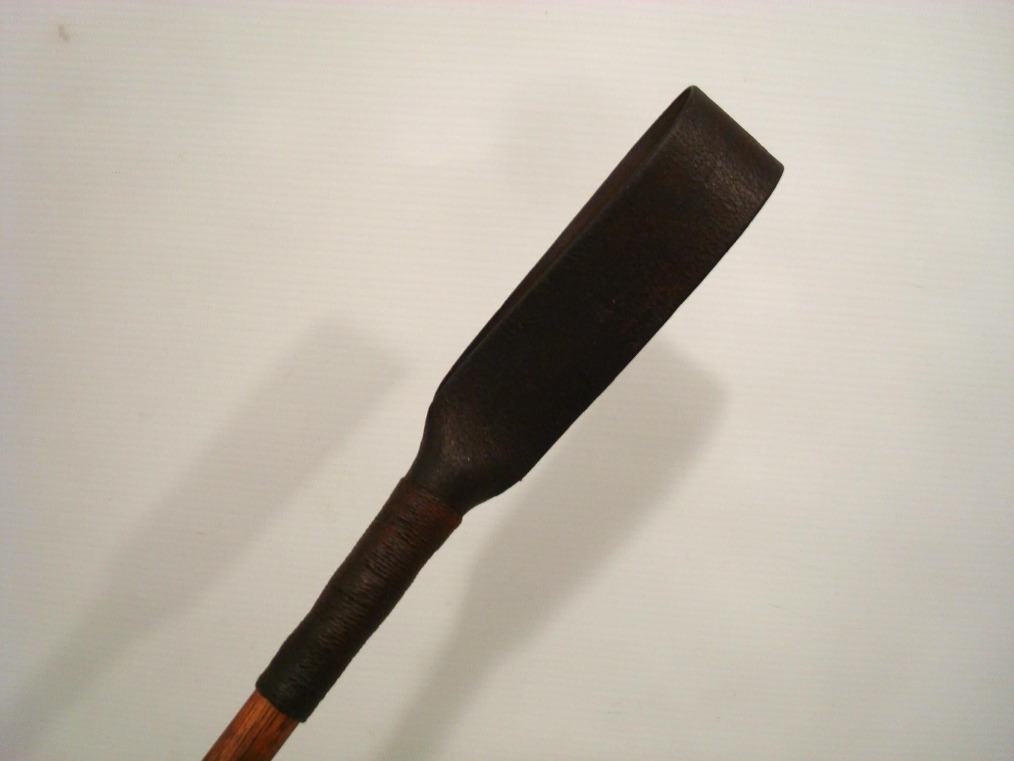 20ième siècle Fouet d'équitation à tête de cheval en argent c1920 en vente