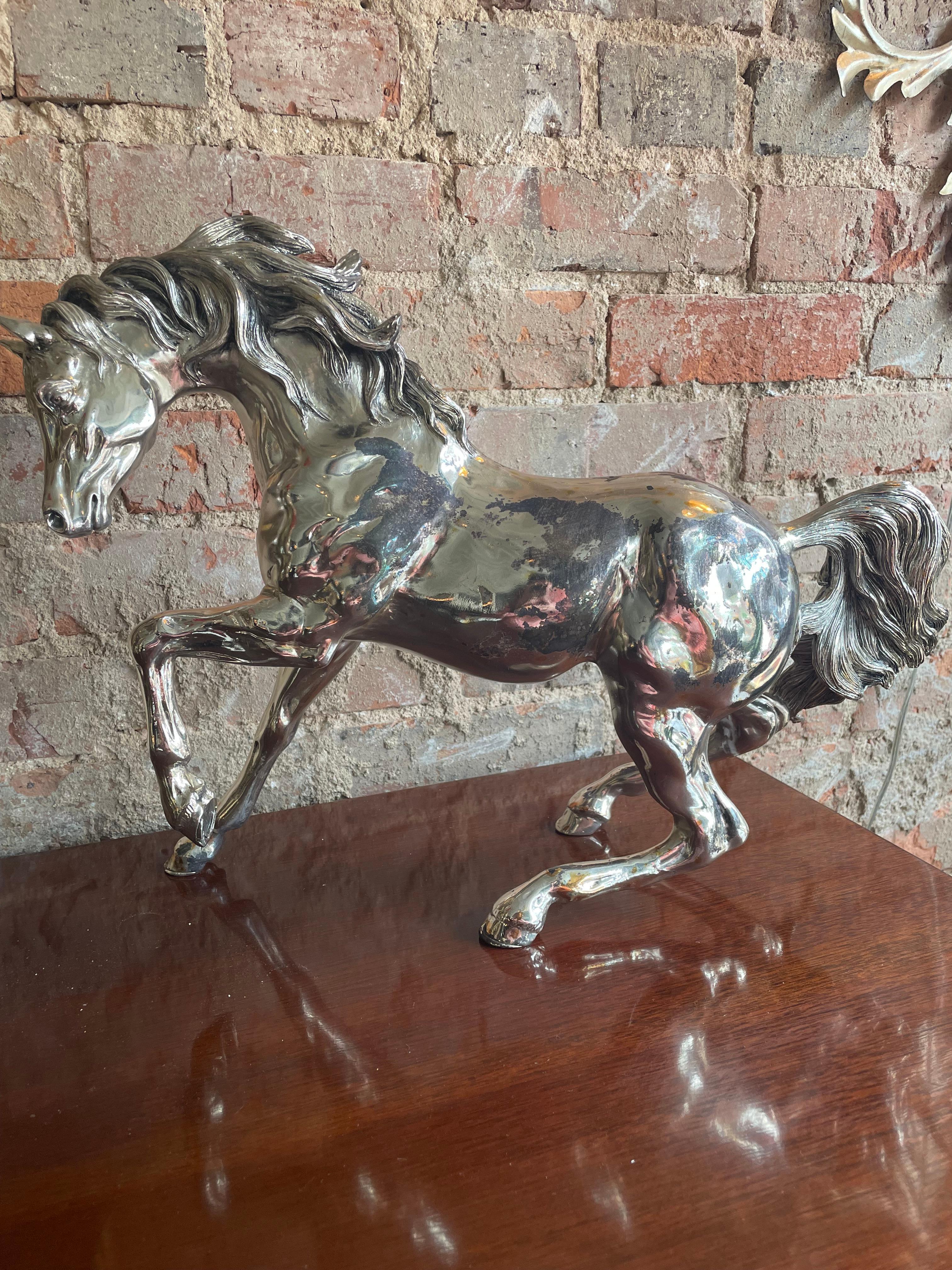 Scultura di cavallo in argento sterling in vendita 1