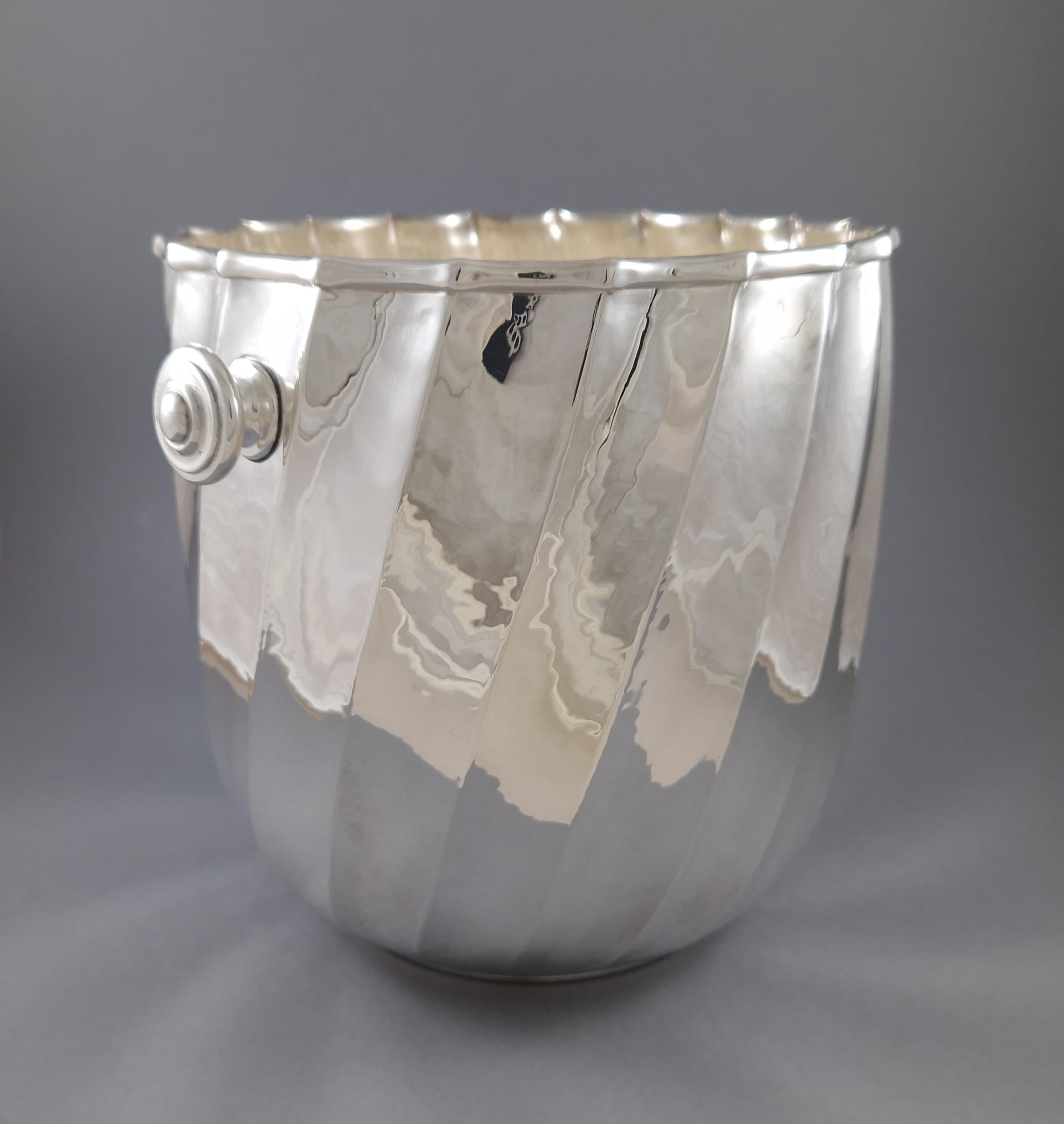 Cubitera de plata de ley en Excelente estado para la venta en Saint-Ouen, FR