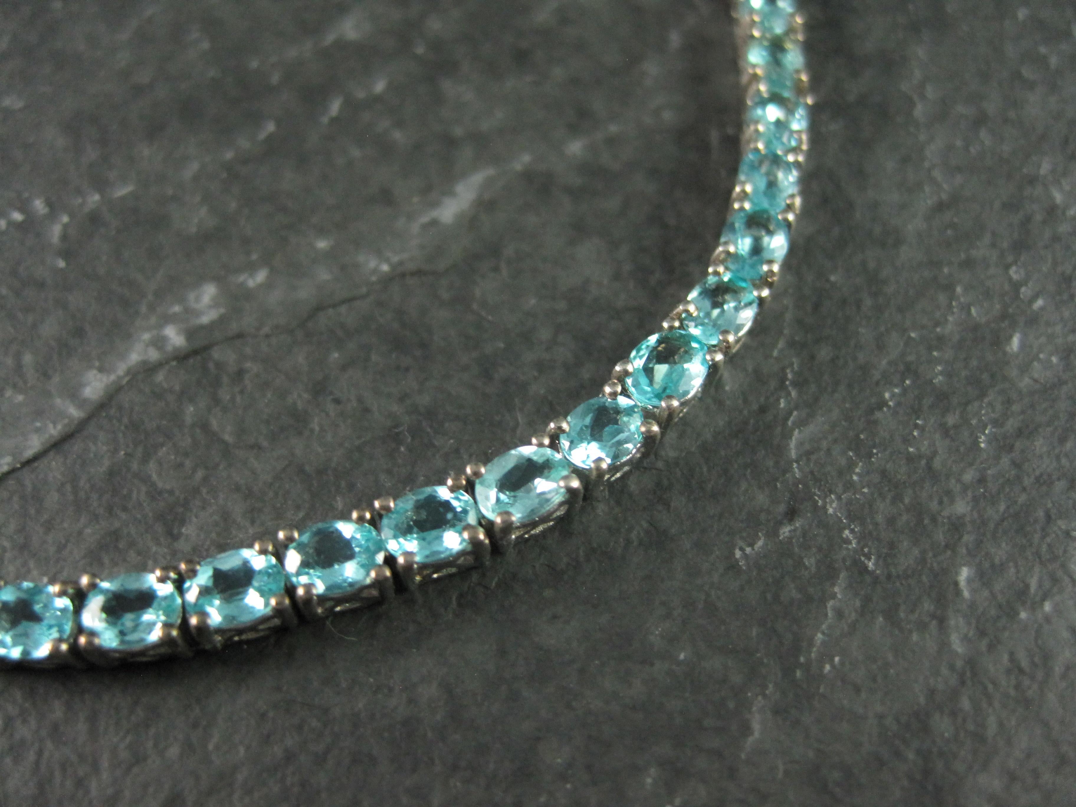 De las mujeres Pulsera de tenis de turmalina azul helada de plata de ley 8 pulgadas en venta