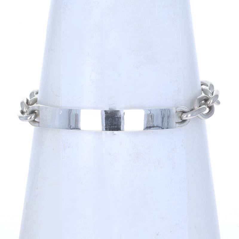Metallgehalt: Sterling Silber

Kette Stil: Kabel
Armband Stil: Identifikation Bar
Verschluss-Typ: Knebelschließe
Merkmale: Gravierbar

Messungen

Kettenbreite: 11/32