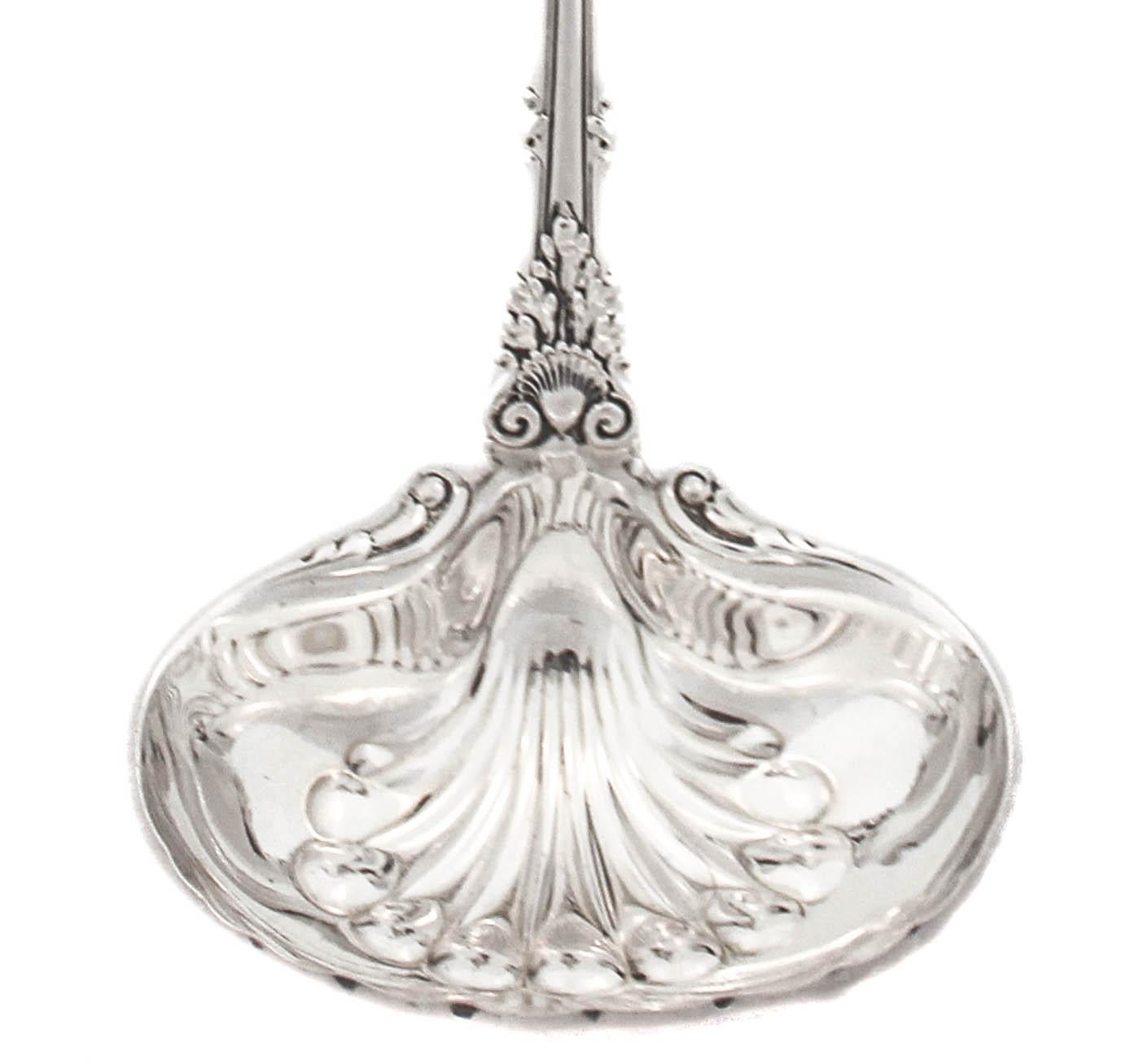 Sterling Silver “Imperial Queen” Ladle In Excellent Condition For Sale In Brooklyn, NY