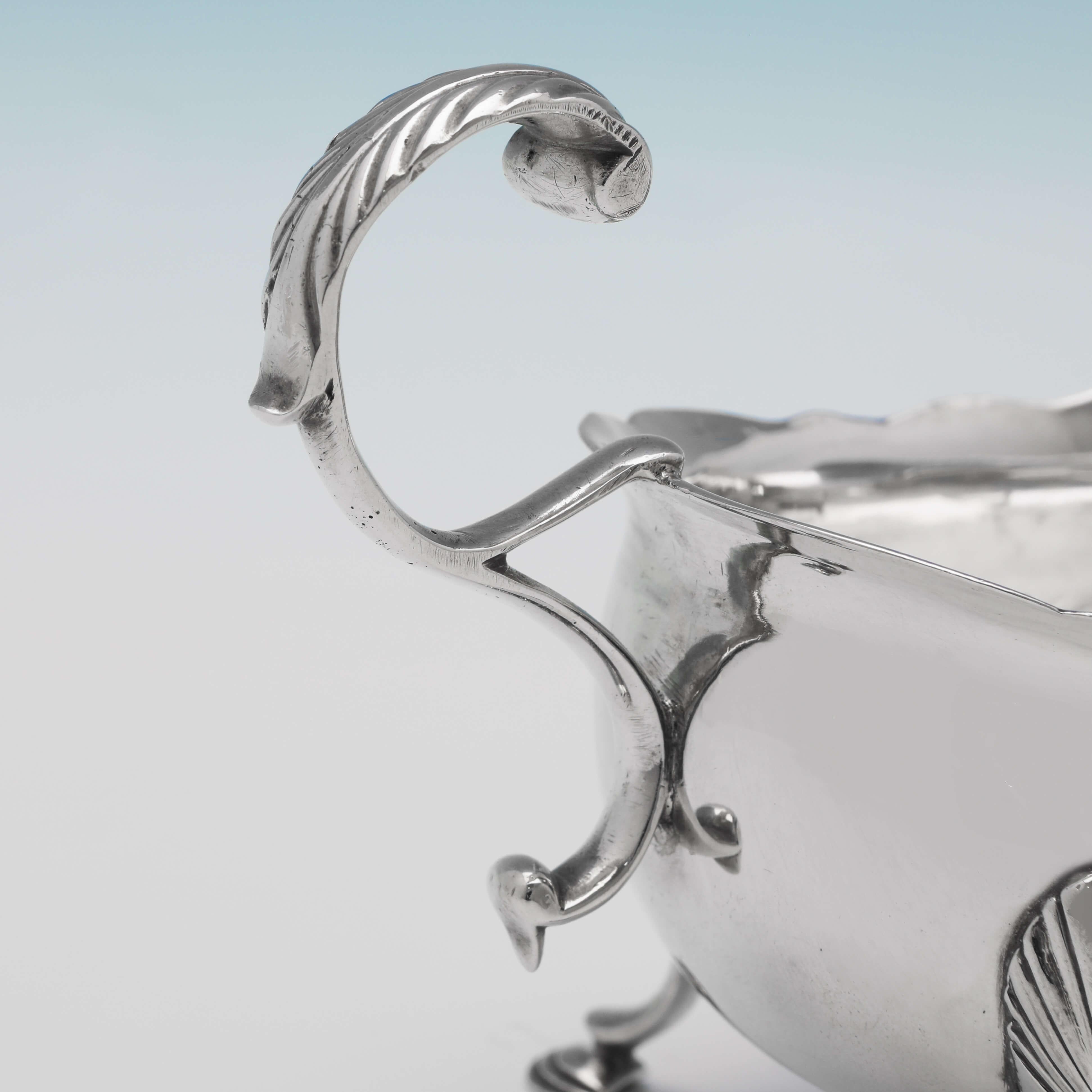 Plata Irlandesa, Dublín C. 1780, Salsera de Plata de Ley Jorge III en venta
