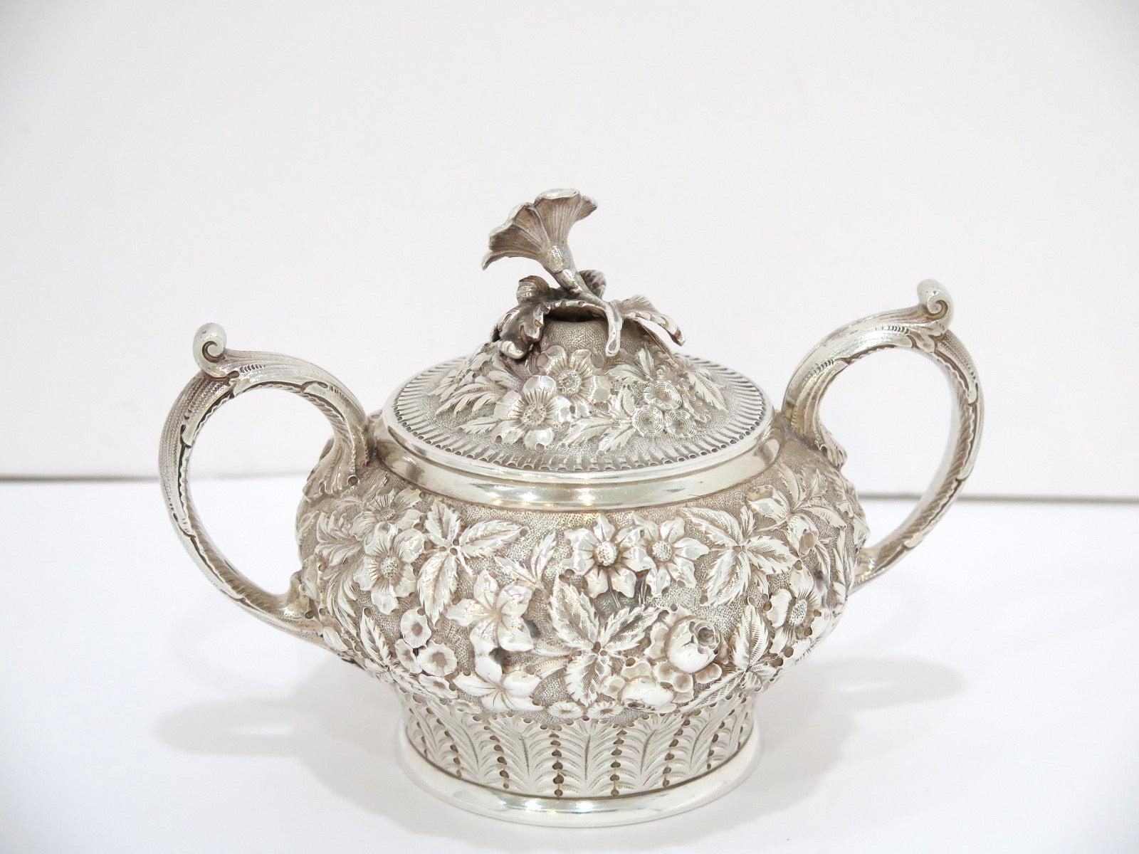 Sterling Silver Jacobi & Jenkins Antique c 1899 Floral Repousse Tea / Coffee Set For Sale 2