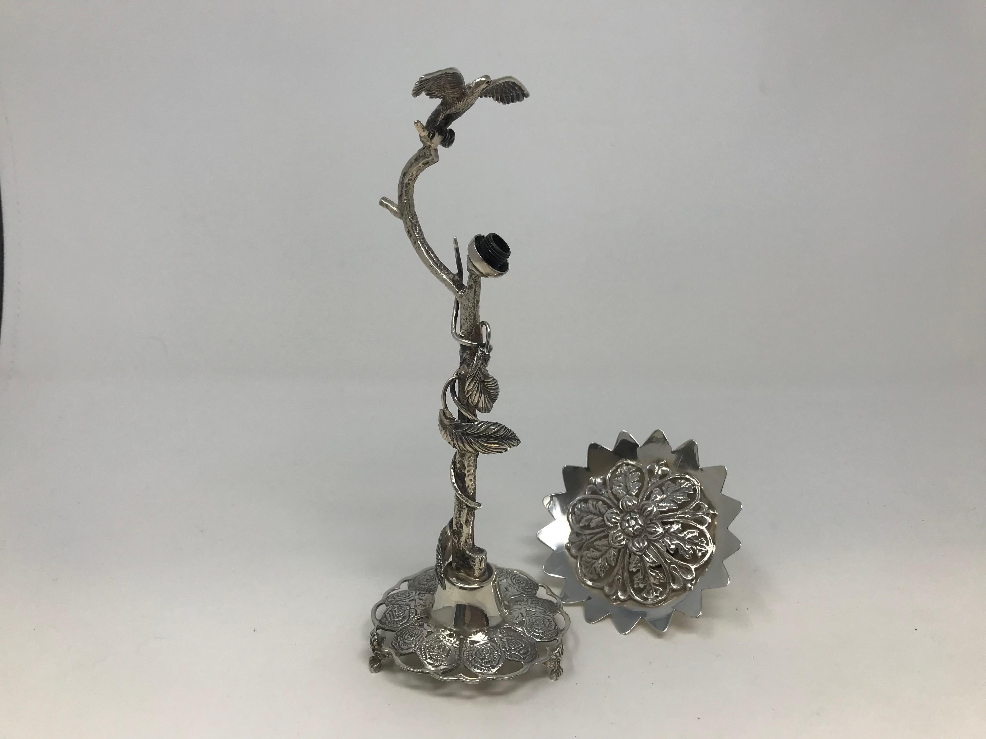 Scatola per spezie Besamin in argento massiccio con fiori e uccelli in vendita 4