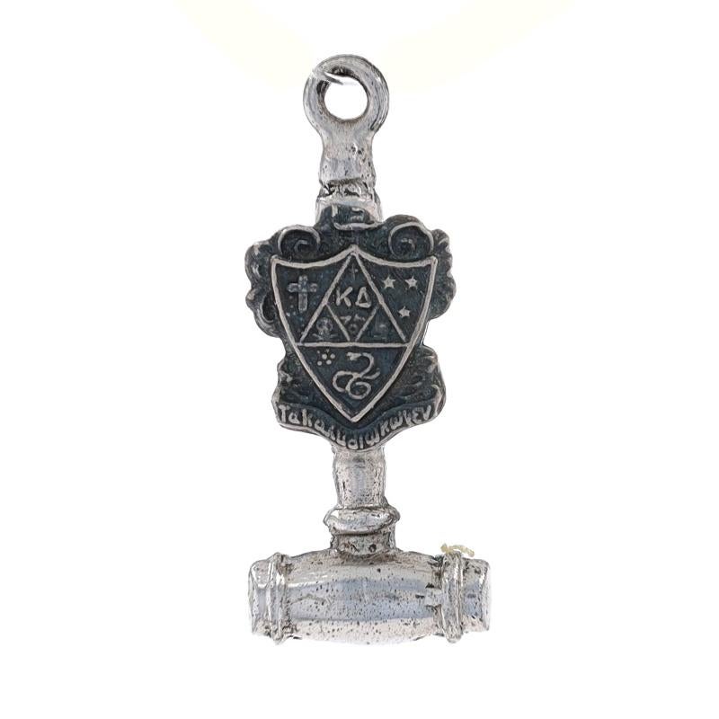 Design: President's Gavel
Sorority: Kappa Delta
Sorority Founding Date: 1897

Metal Content: Sterling Silver

Measurements
Tall (from stationary bail): 7/8