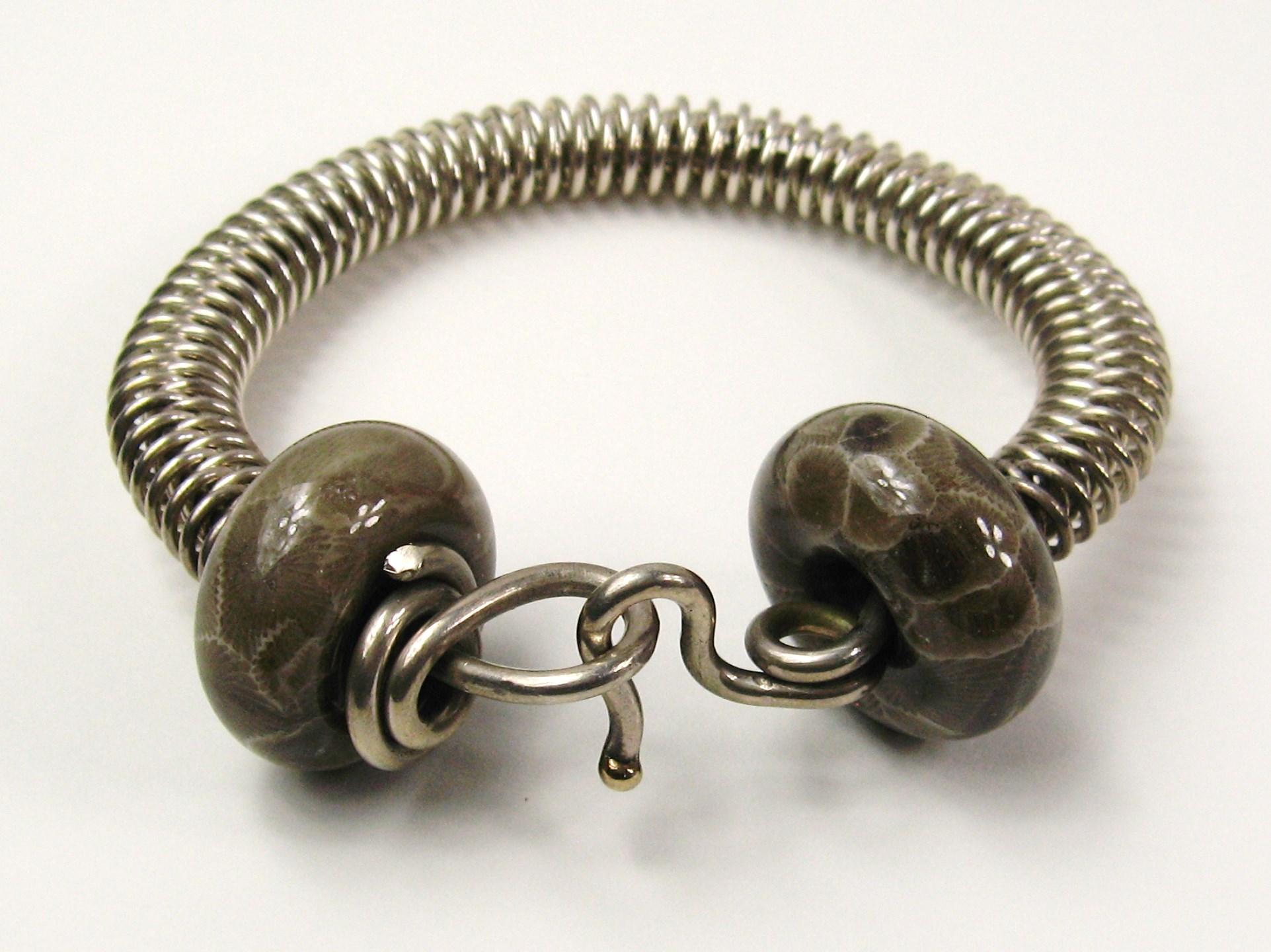 Women's or Men's Sterling Silver Kathleen Dennison Hand Crafted Bracelet Glass Bead For Sale