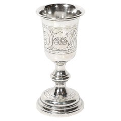 Copa de Kiddush de Plata de Ley con Detalles de Acanto Labrado