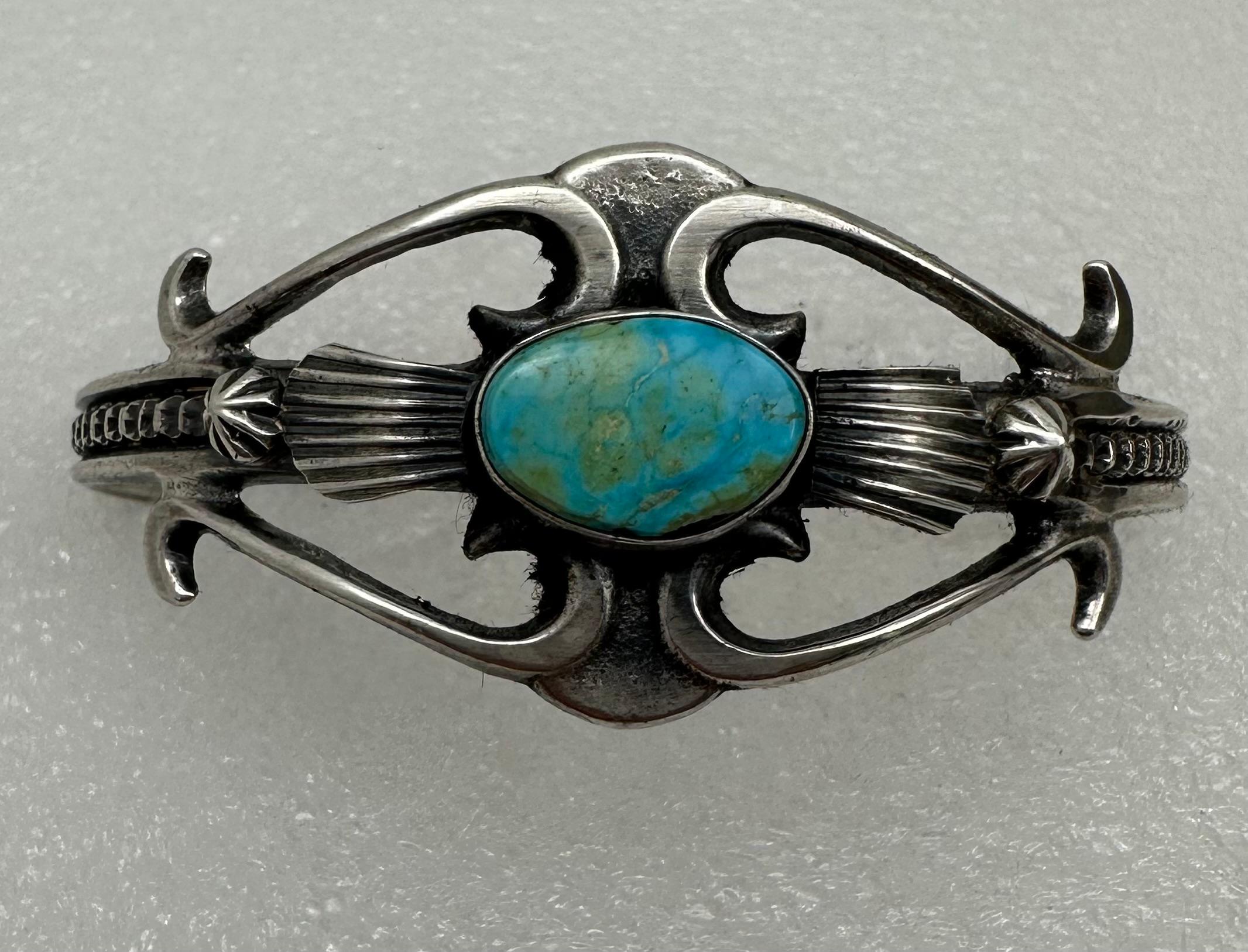 Sterling Silver Kingman Turquoise Cuff Bracelet by Navajo Artist Henry Morgan In New Condition For Sale In Las Vegas, NV