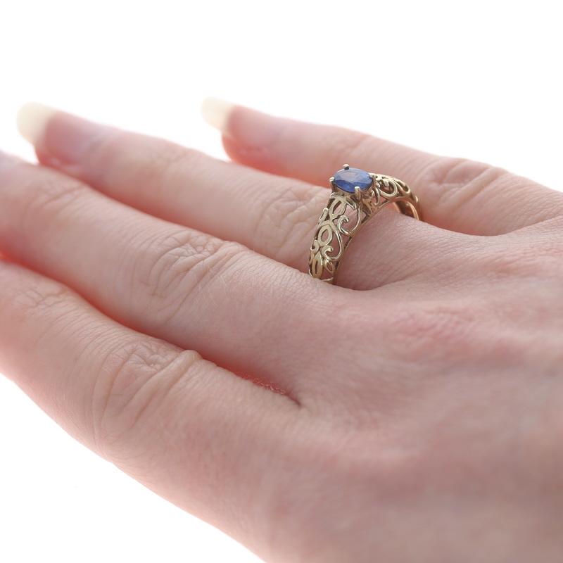Sterling Silver Kyanite Solitaire Ring - 925 Gold Plated Oval Size 8 1/4 In New Condition For Sale In Greensboro, NC