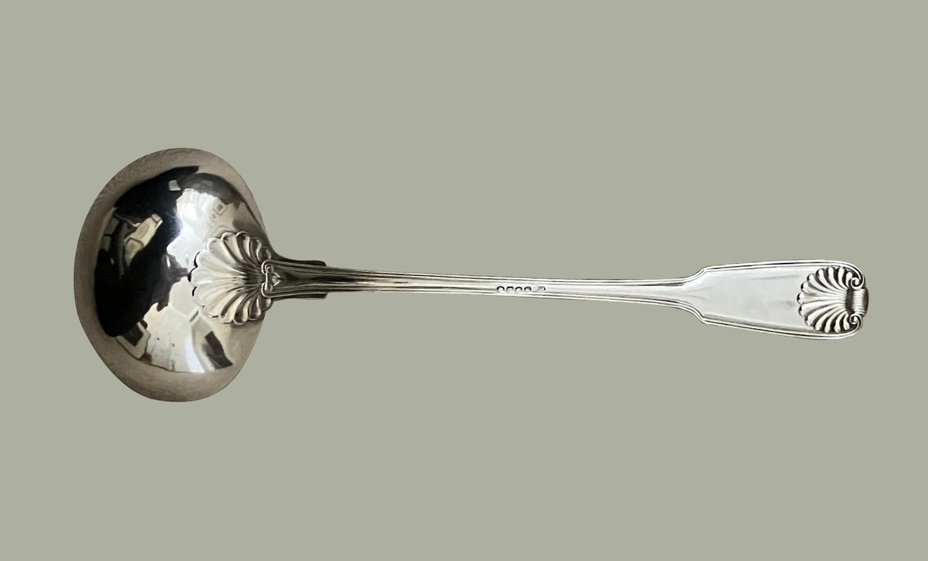 Sterling Silver Ladle Made by English Silversmith Paul Storr (1771-1844)  In Good Condition For Sale In San Francisco, CA