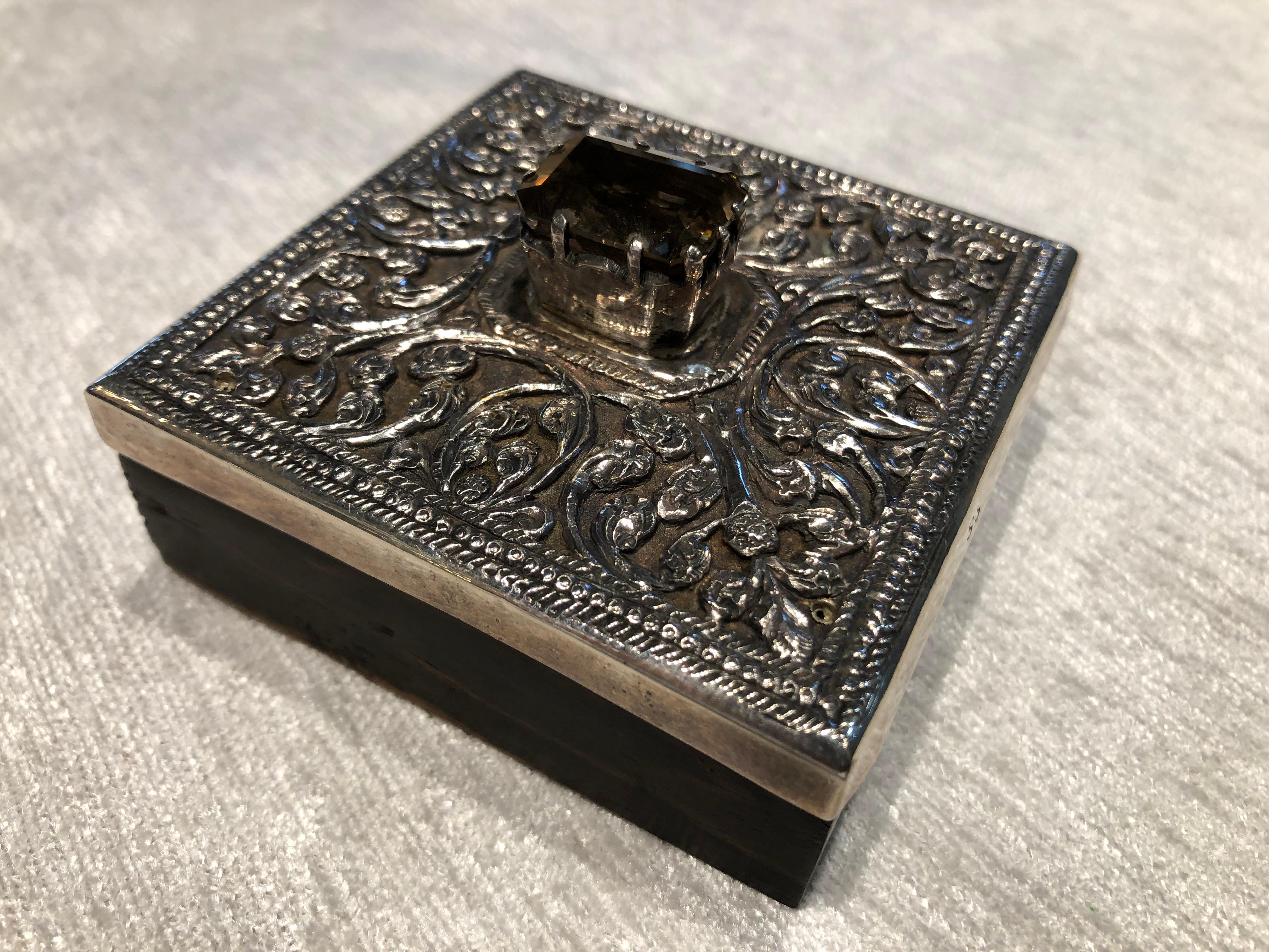 italien Grand presse-papiers en argent sterling avec topaze fumée et bois de rose en vente