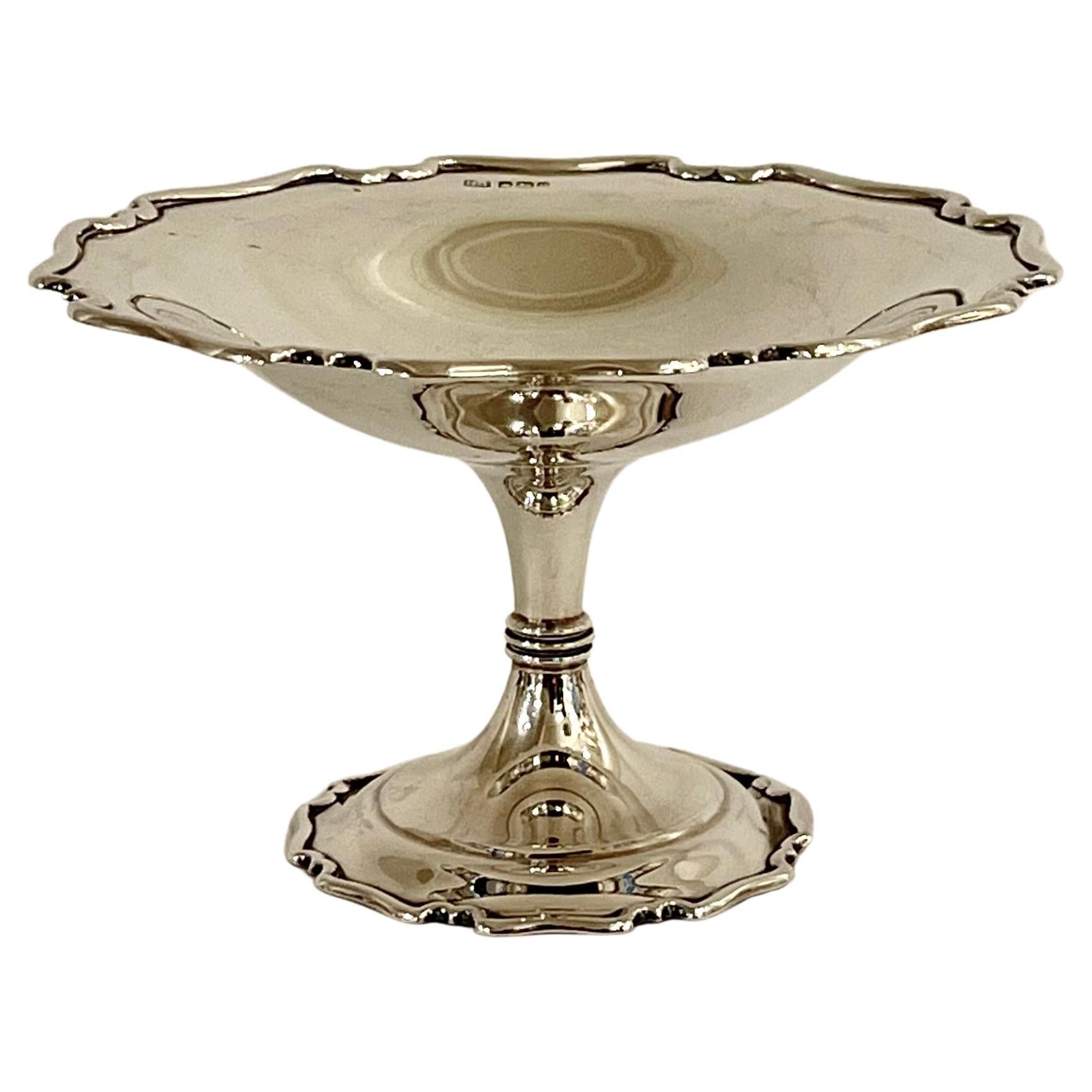 Sterling Silber Spätedwardianische Tazza Schale, Atkin Brothers, Sheffield, 1913