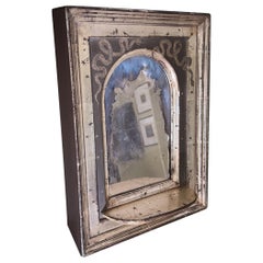 Miroir en verre églomisé « Serpent à feuilles » en argent sterling avec étagère, par Troy Stafford