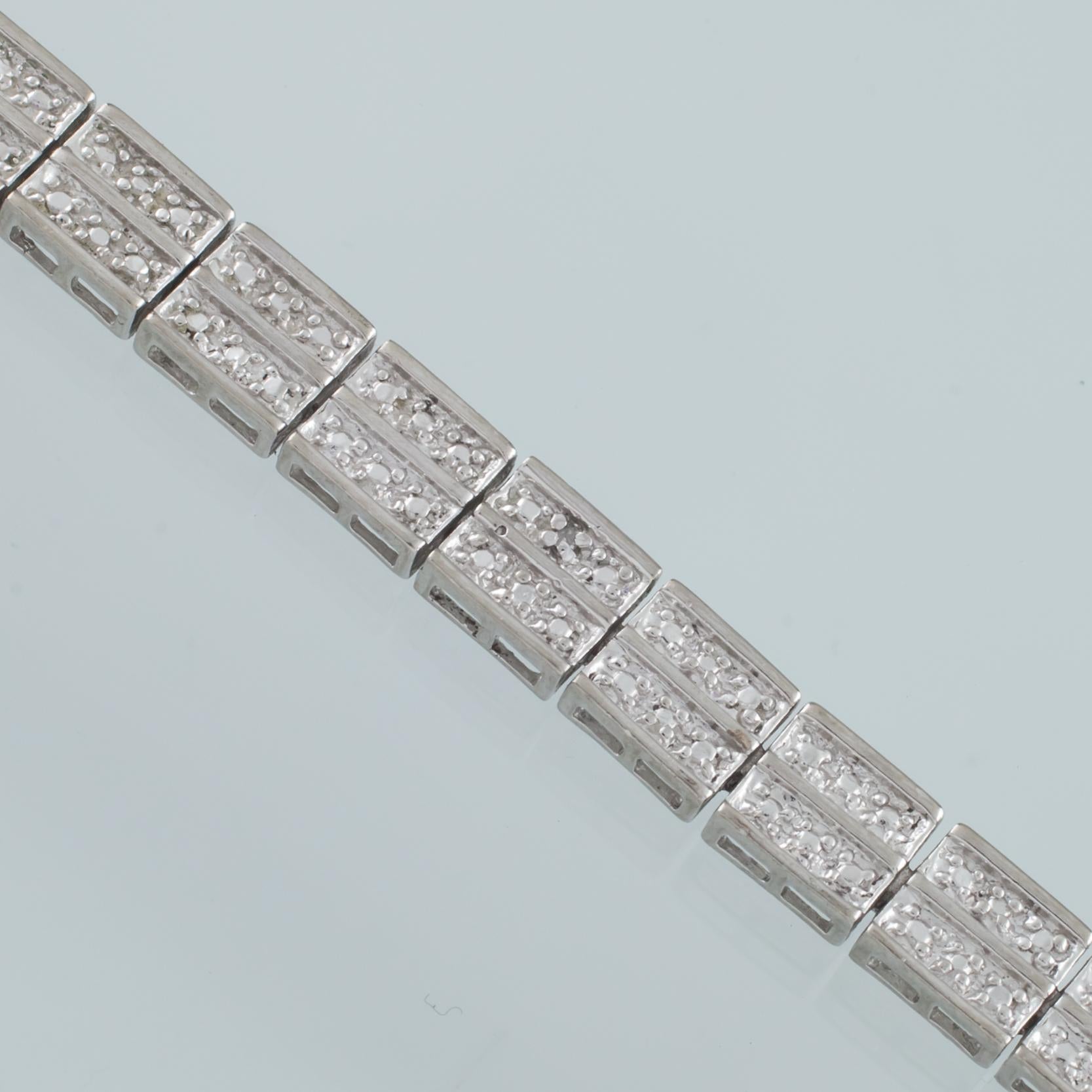 Pulsera de cadena de eslabones de plata de ley con cierre de inserción, tamaño 8,25 en Bueno estado para la venta en Van Nuys, CA