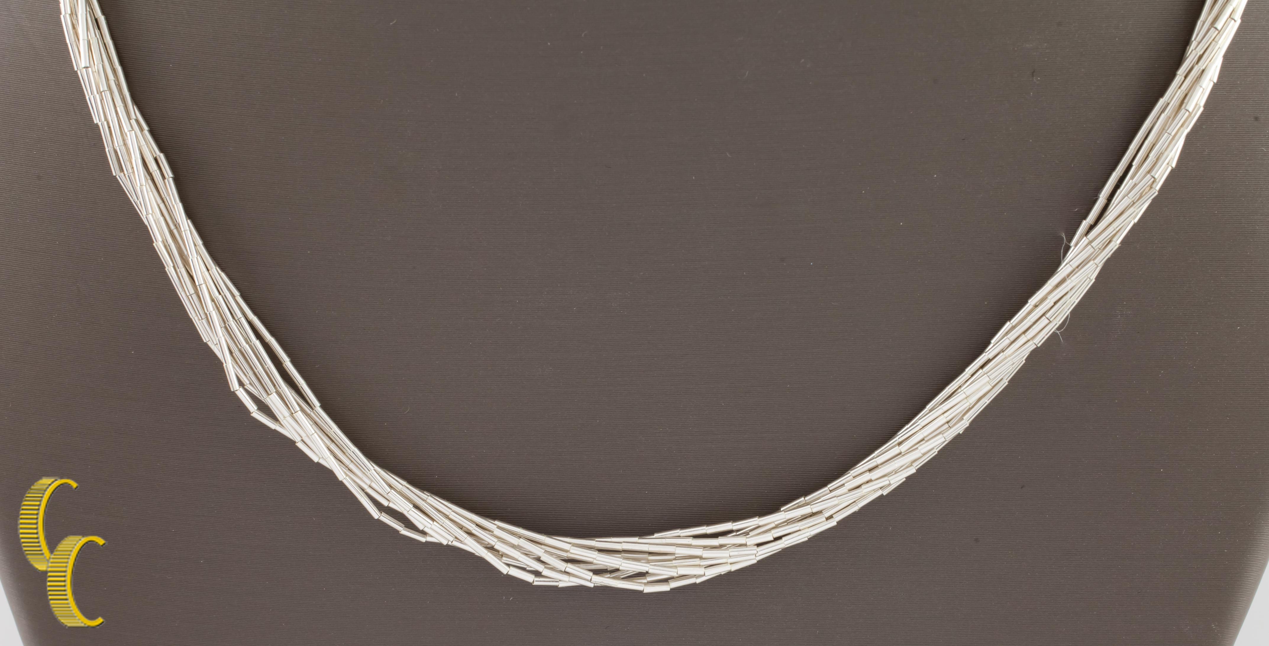 Collar de Plata Líquida de Ley, 10 Filamentos, Tamaño 20 Pulgadas Moderno en venta