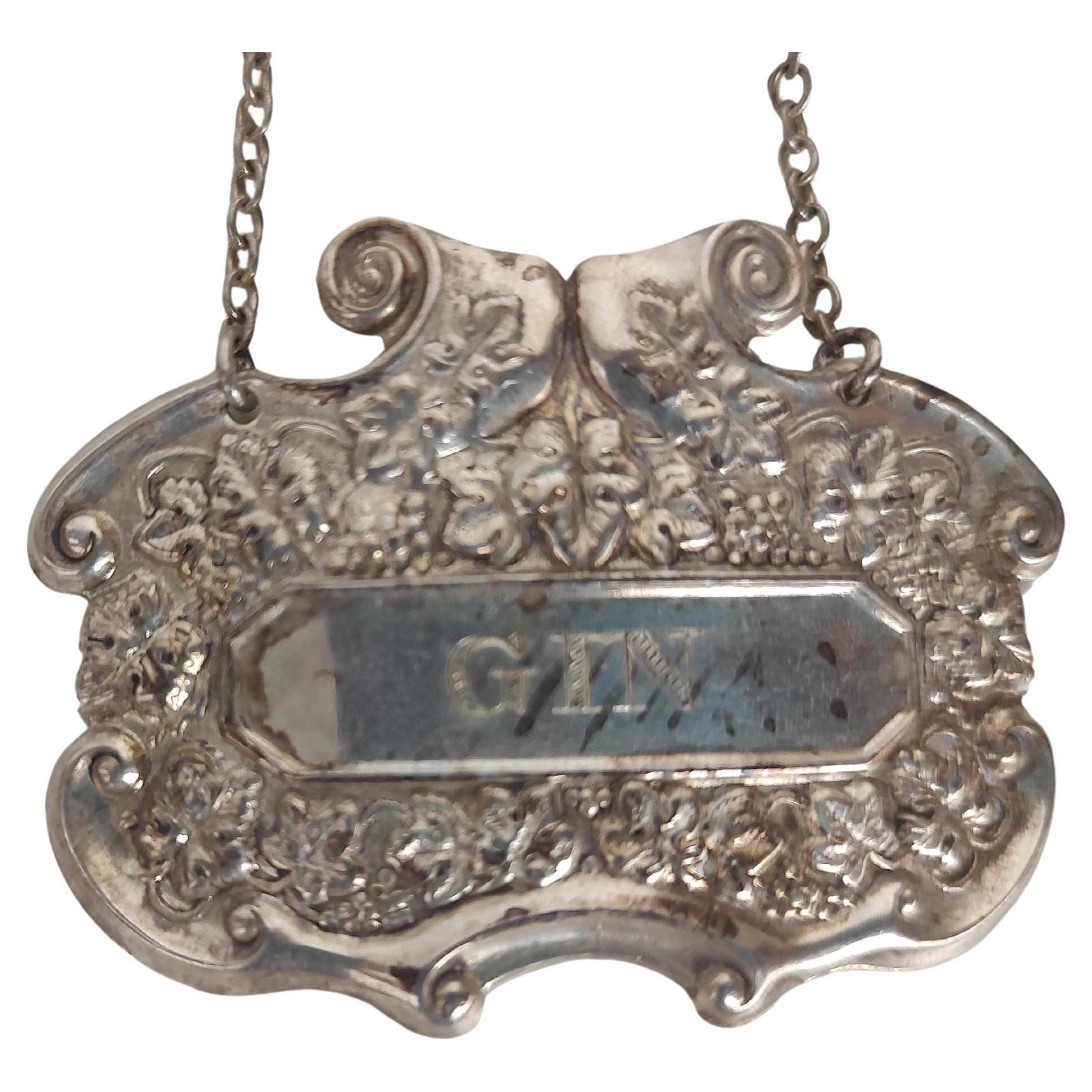 Art déco Porte-noms en argent sterling pour carafe à liqueur  7 Disponible en vente