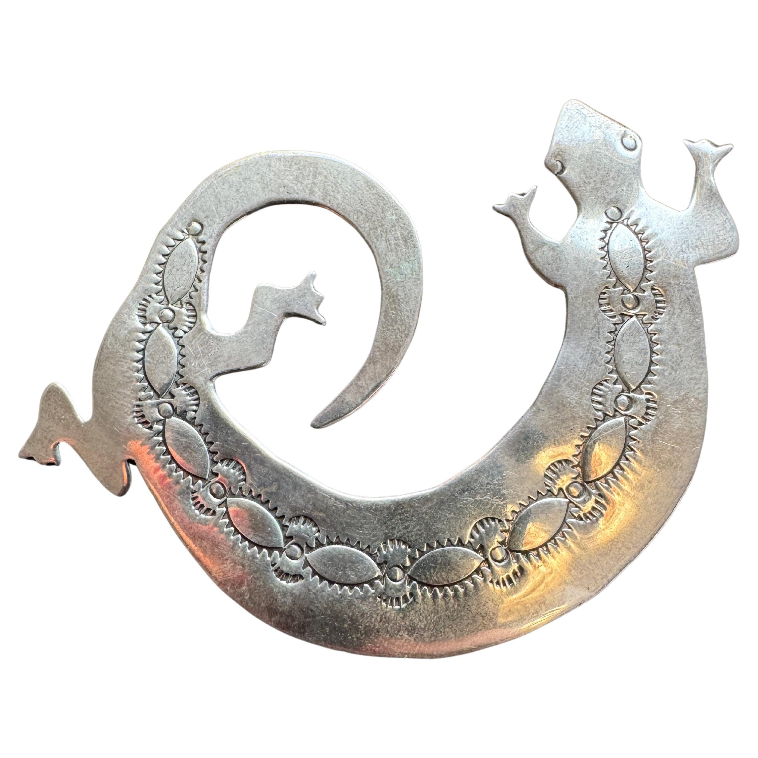 Sterling silver Lizard Brooch Pin Singed Chee Hand Made Navajo