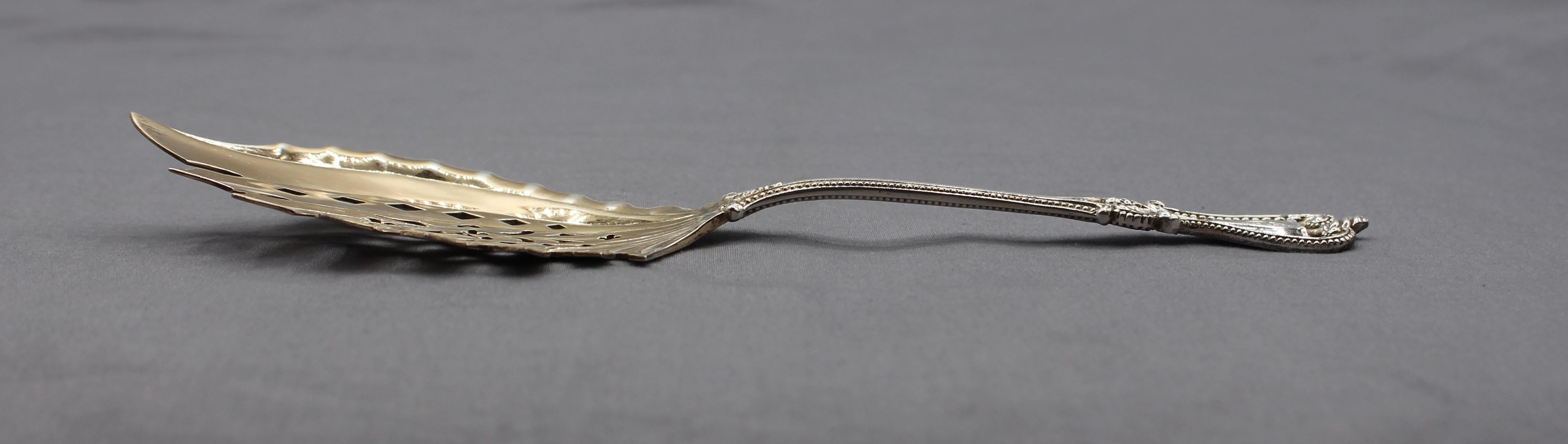 American Sterling Silver Macaroni or Pasta Server by Towle For Sale