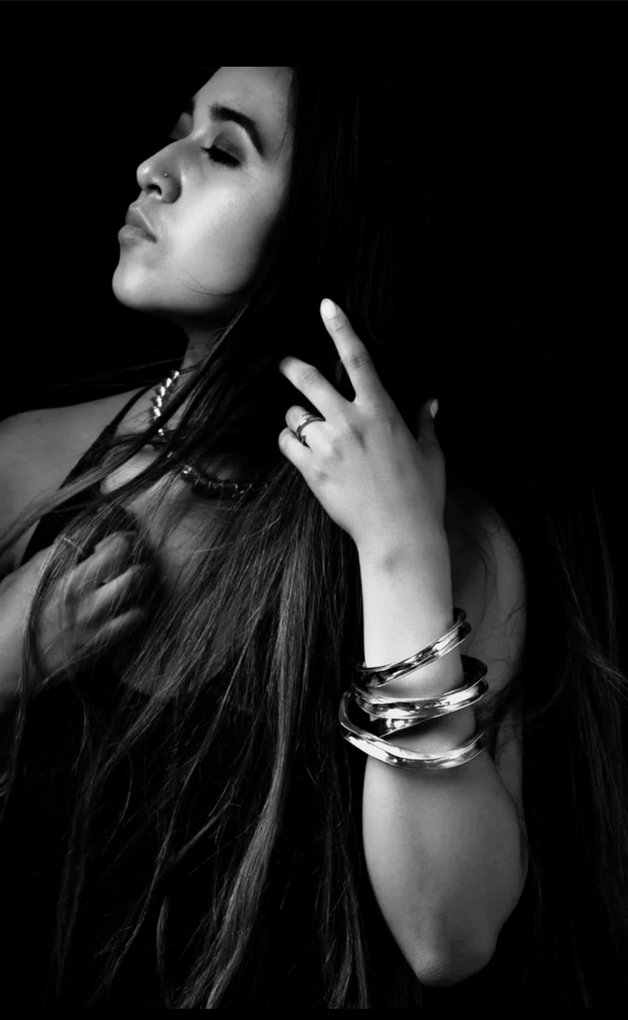 Moderno Bracciale Maelstrom Twisted in argento Sterling di Ariana Boussard-Reifel in vendita