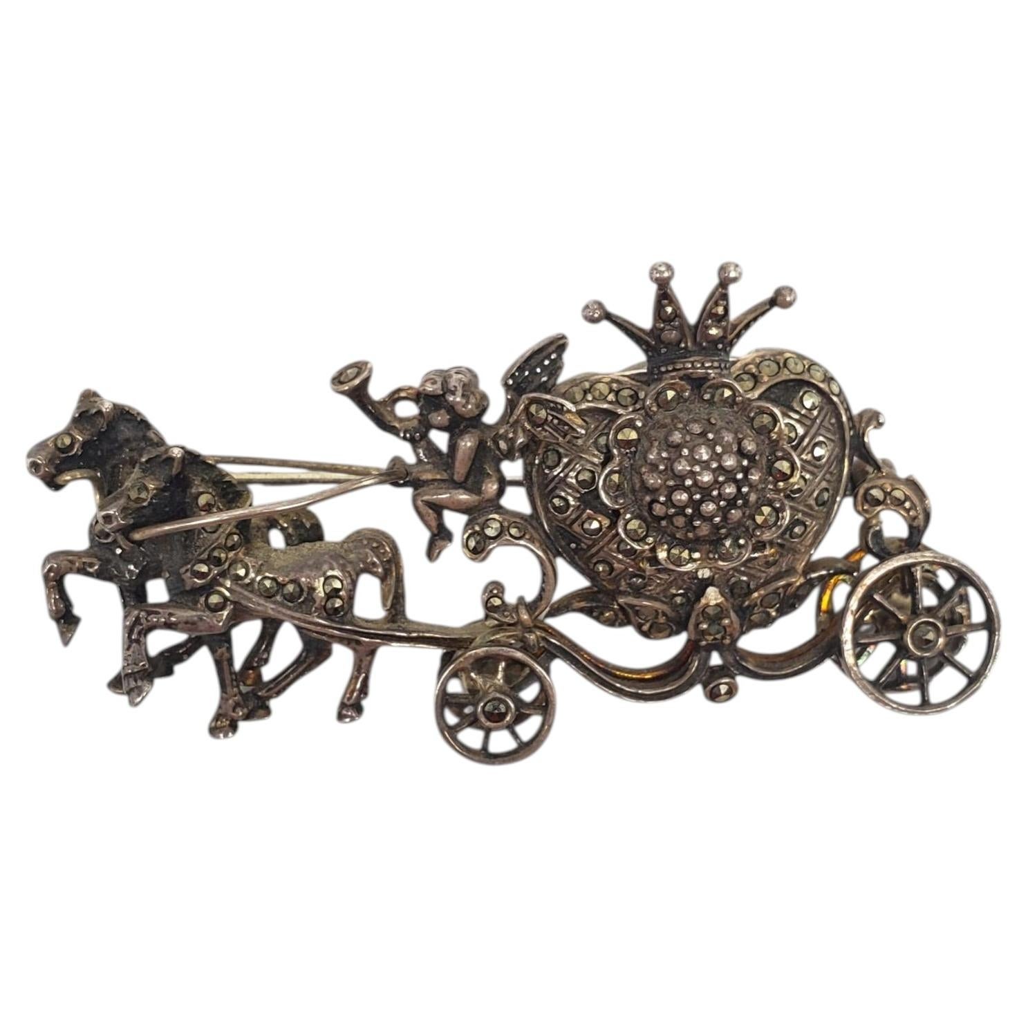Broche-montre en argent sterling avec motif de cheval et de calèche en marcassite n° 24855