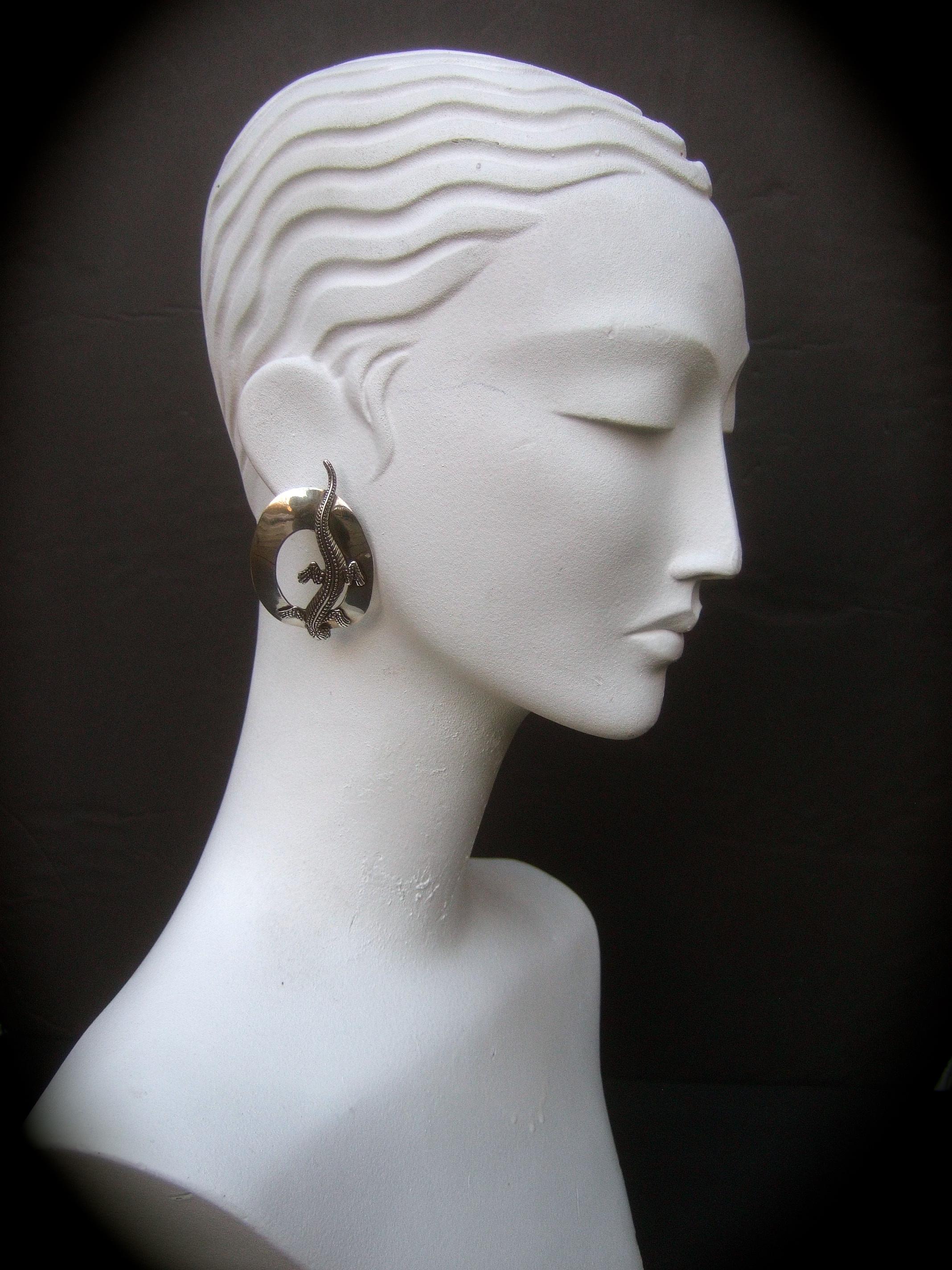 Sterling Silver Massive Figural Lizard Artisan Pierced Earrings c 1990 For Sale 5