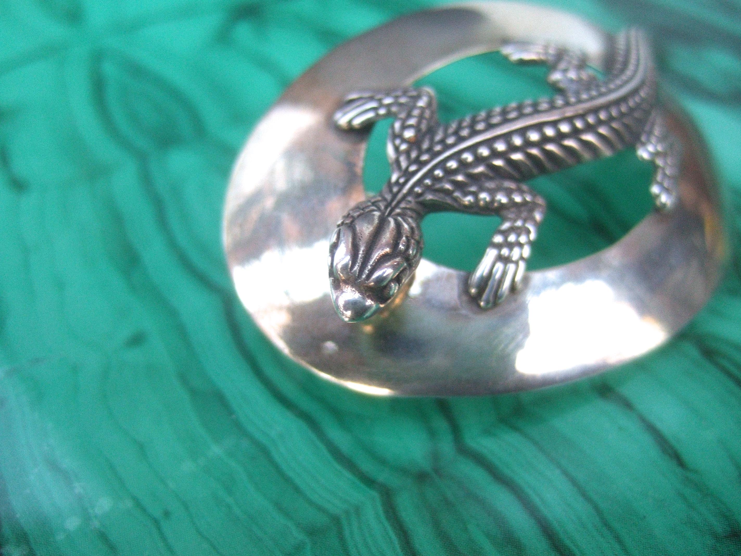 Sterling Silver Massive Figural Lizard Artisan Pierced Earrings c 1990 For Sale 9