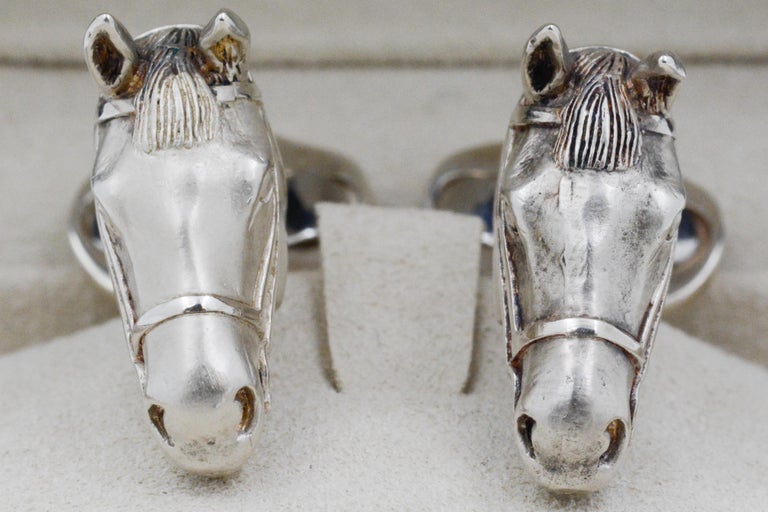Sterling Silver Matte Horse Head Cufflinks In Good Condition For Sale In Dallas, TX