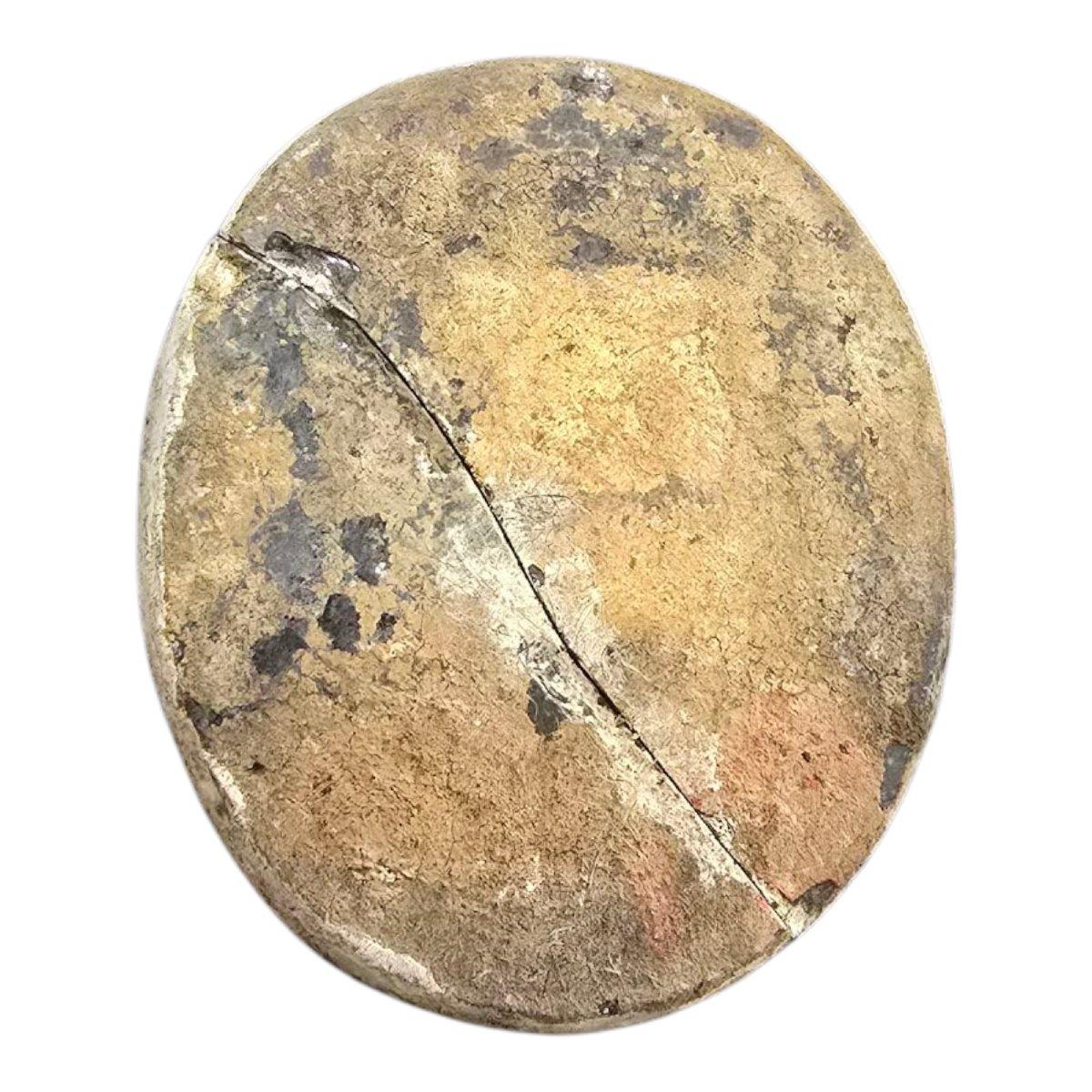 Reliquaire à médaillon en argent - 18e siècle en vente 2